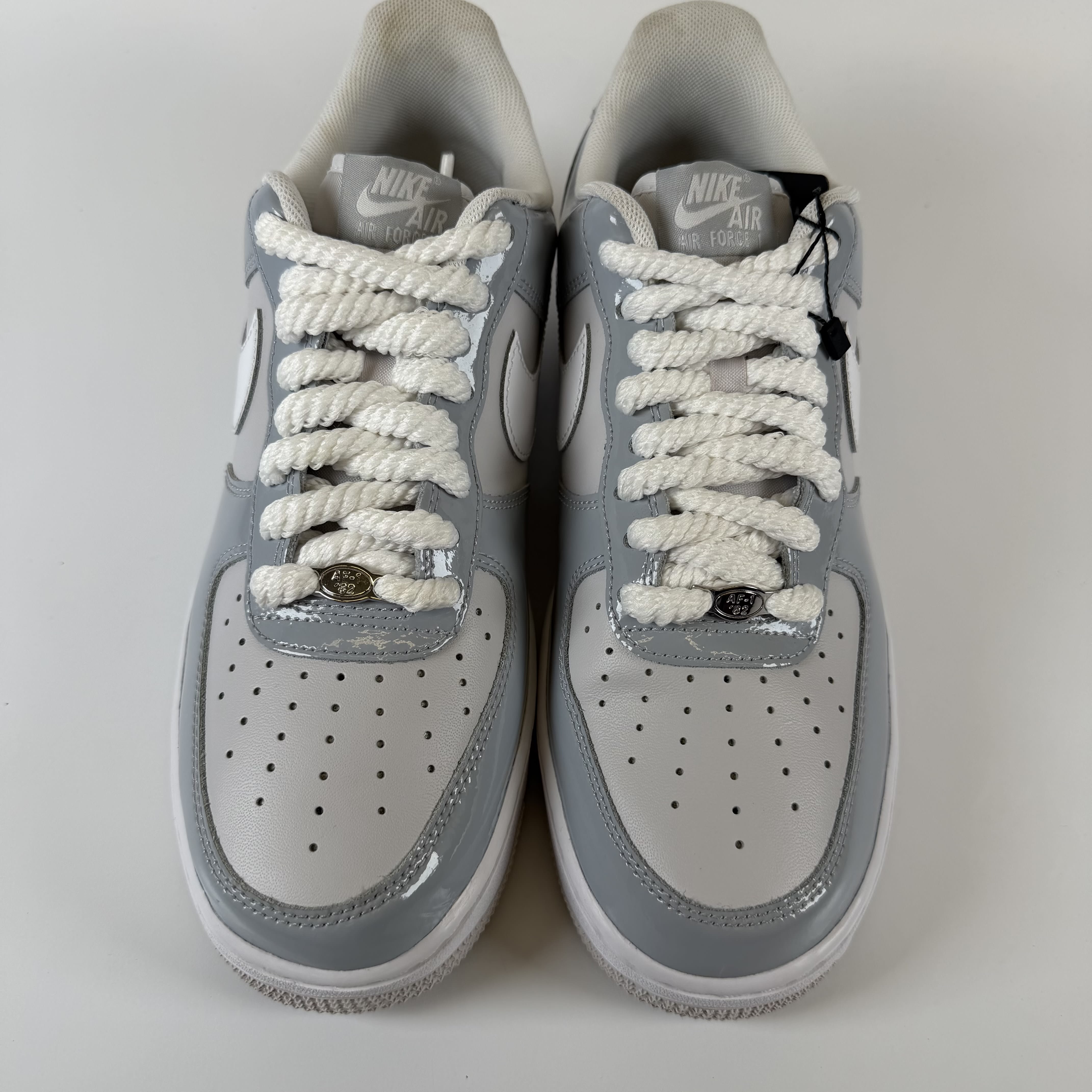 621765 Nike Air Force 1 Low '07 LV8 Wolf Grey Vast Grey White