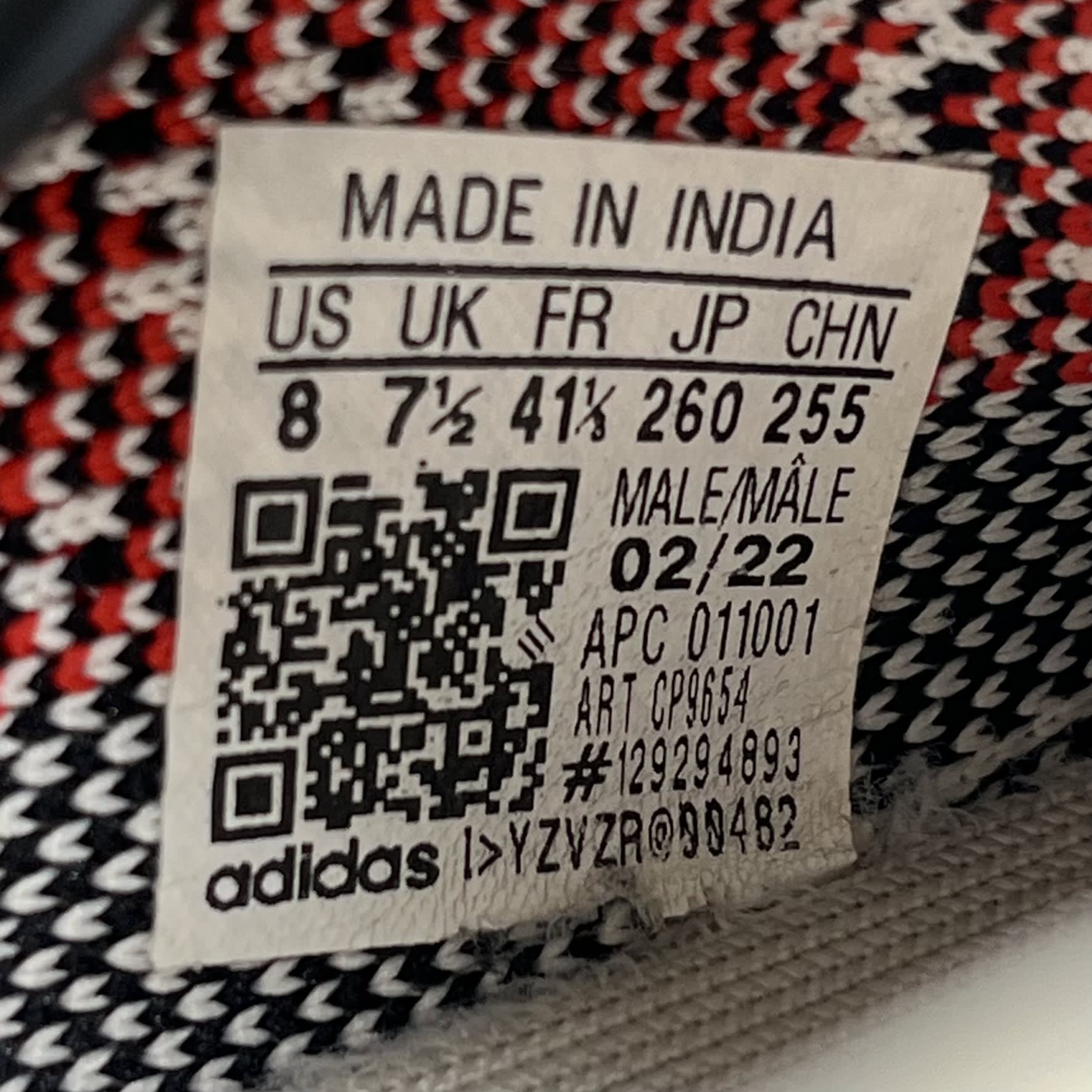 794756 adidas Yeezy Boost 350 V2 Zebra