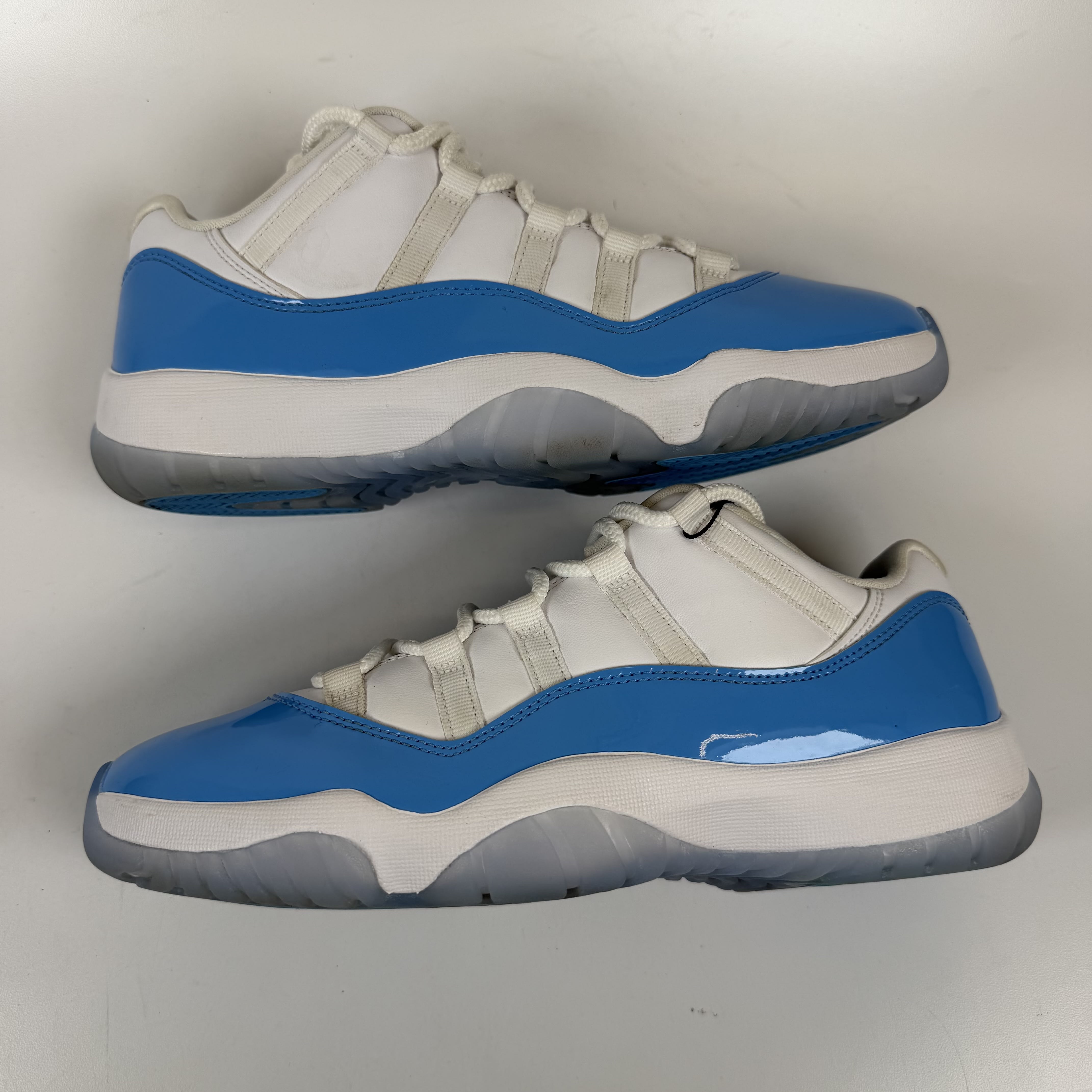 [SP13124] Jordan 11 Retro Low University Blue (2026)