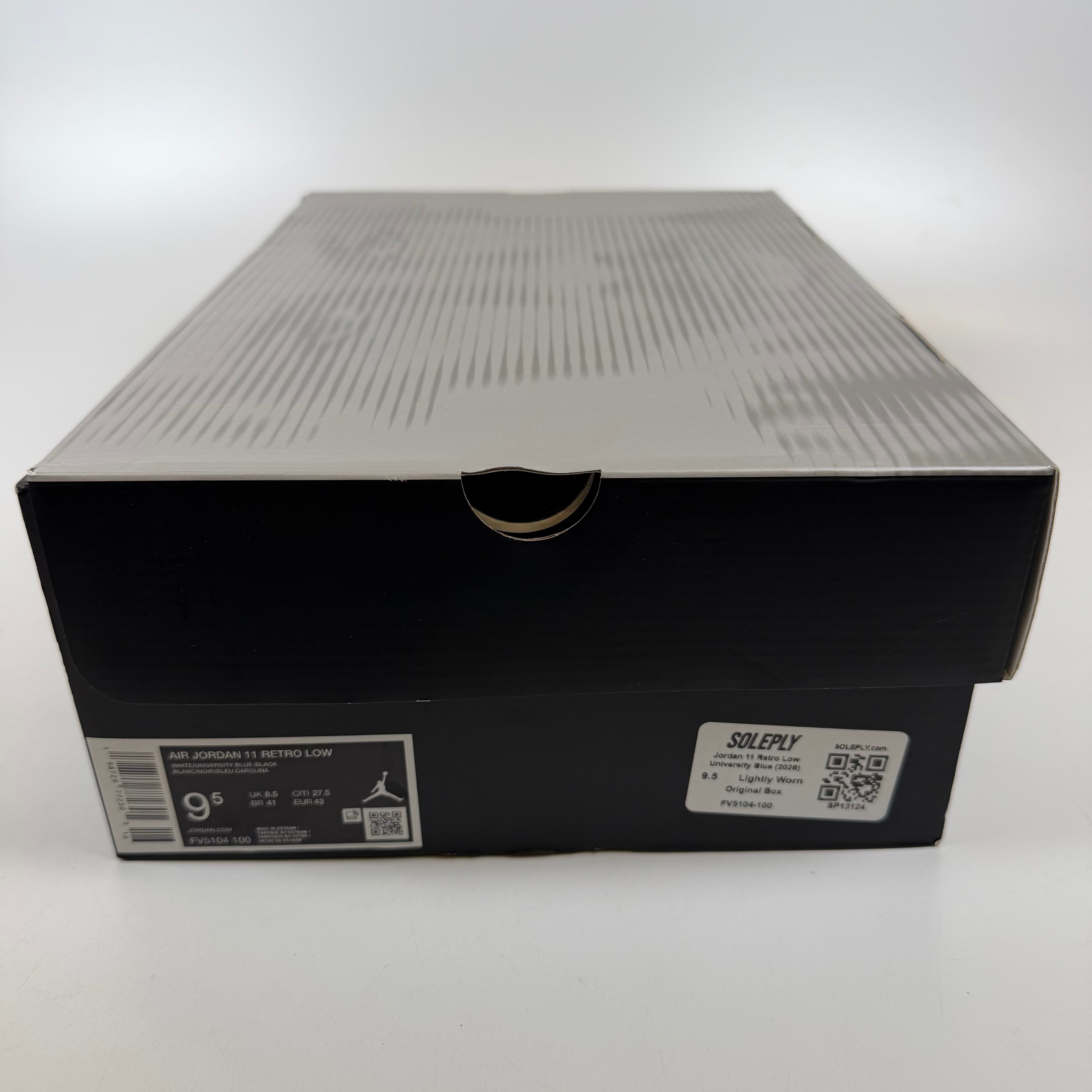 [SP13124] Jordan 11 Retro Low University Blue (2026)
