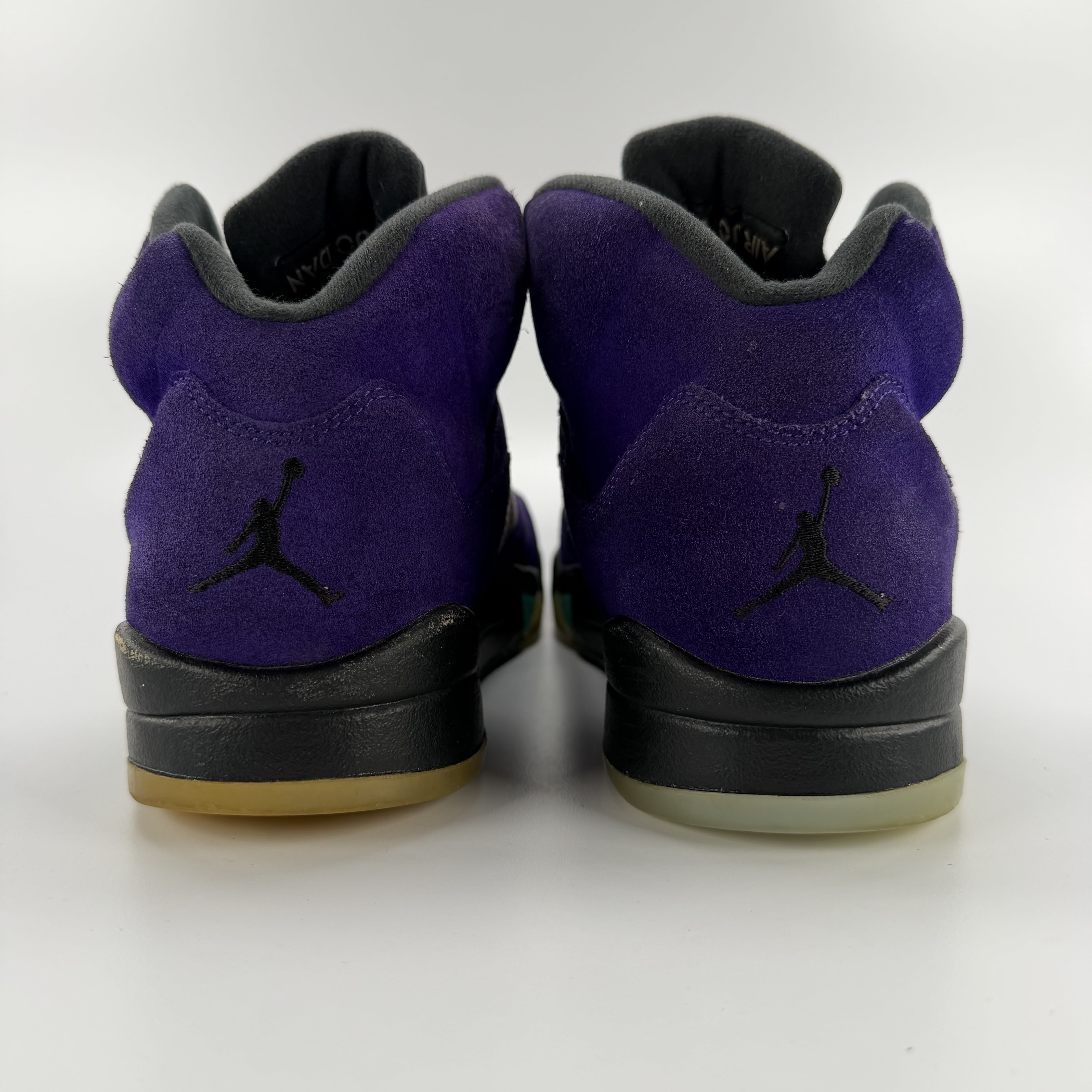820981 Jordan 5 Retro Alternate Grape