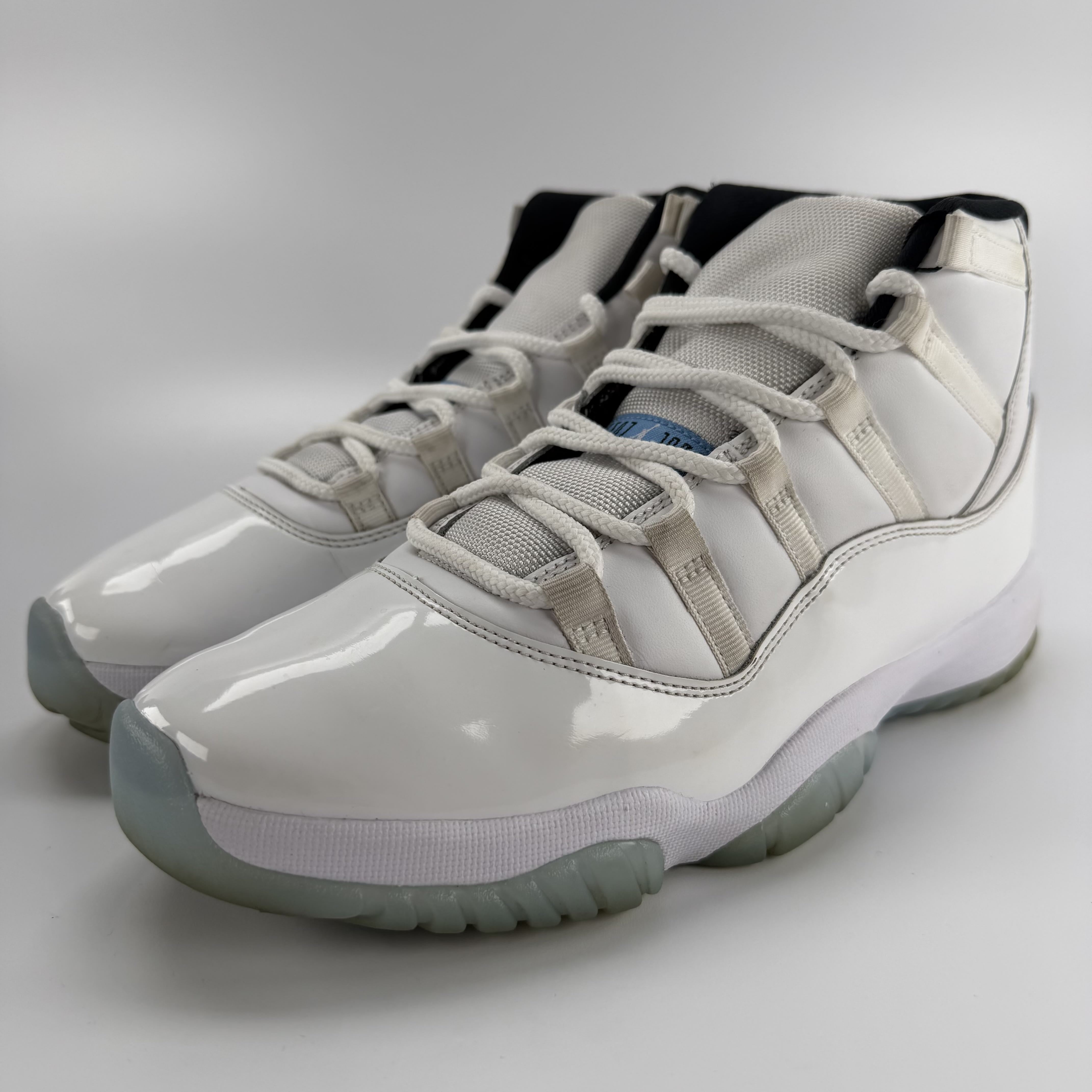 SP229 Jordan 11 Retro Legend Blue (2024)