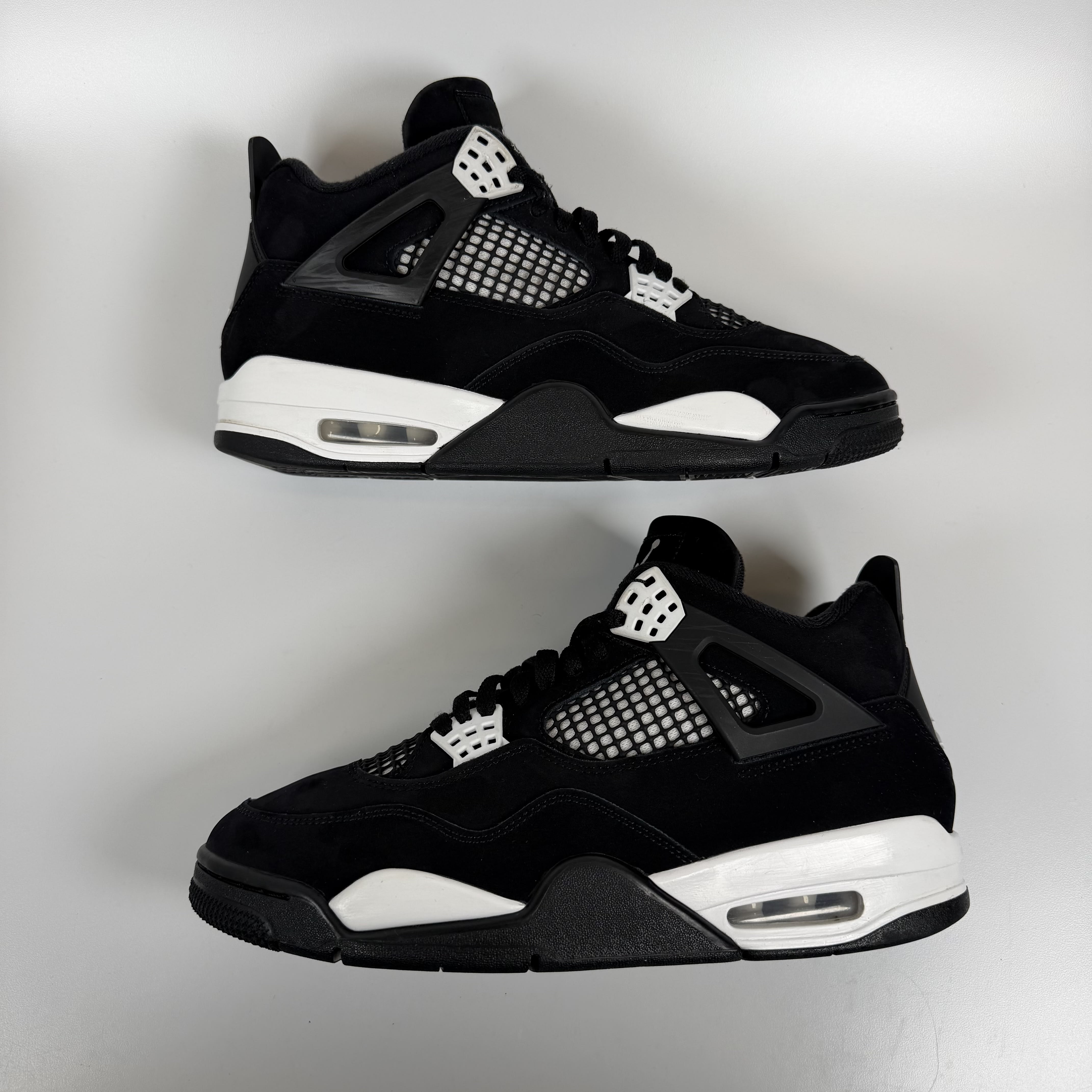 SP9070 Jordan 4 Retro White Thunder