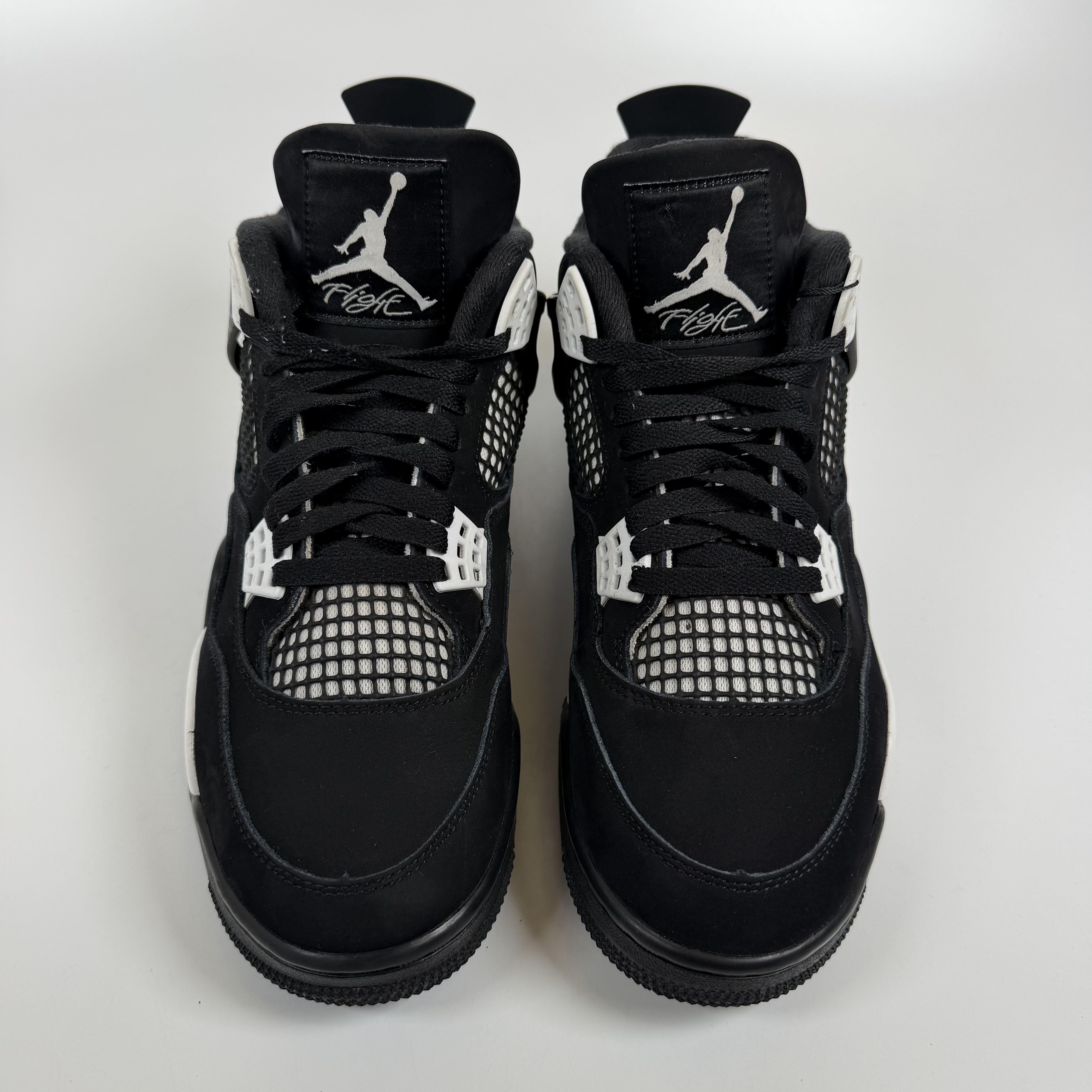 SP9070 Jordan 4 Retro White Thunder