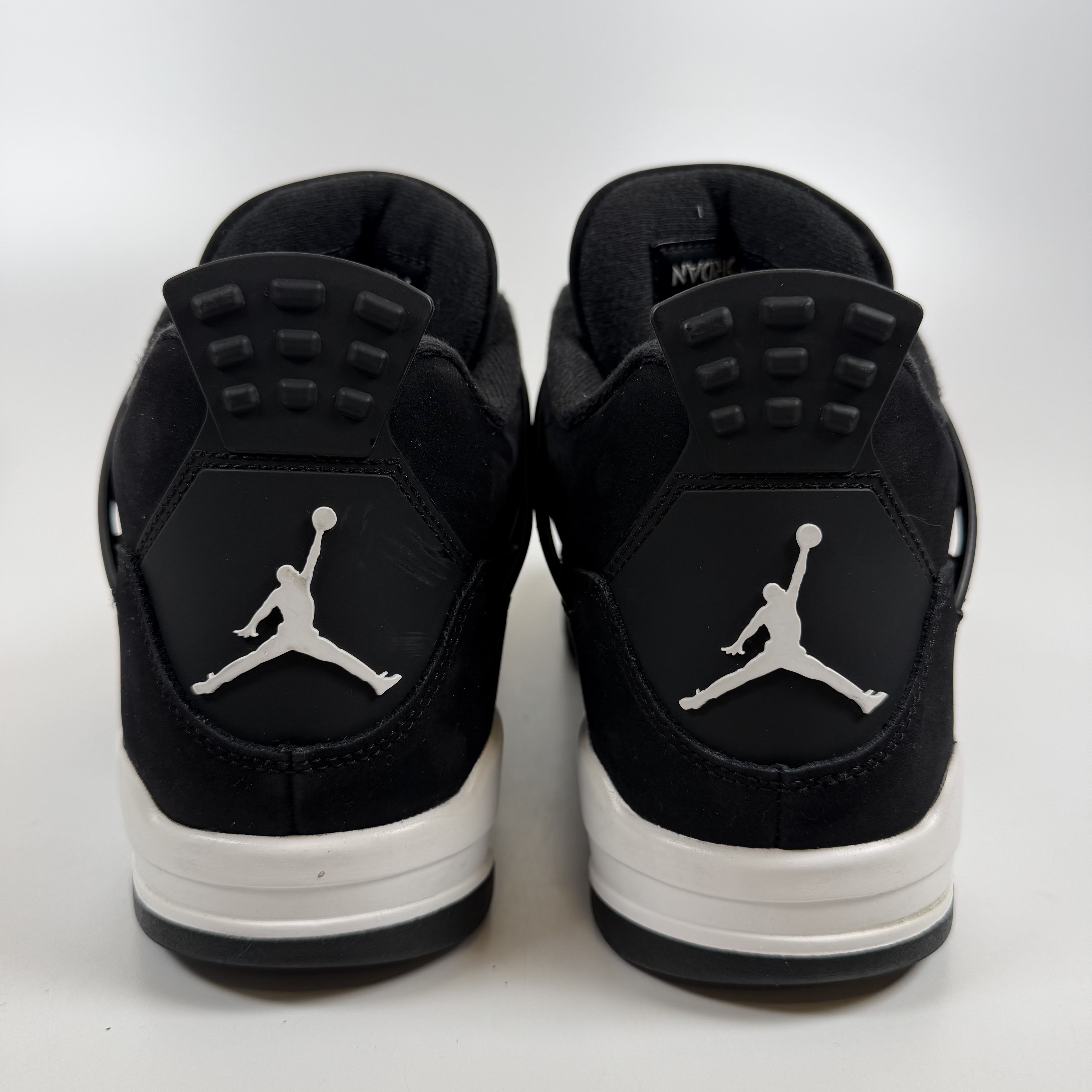 SP9070 Jordan 4 Retro White Thunder