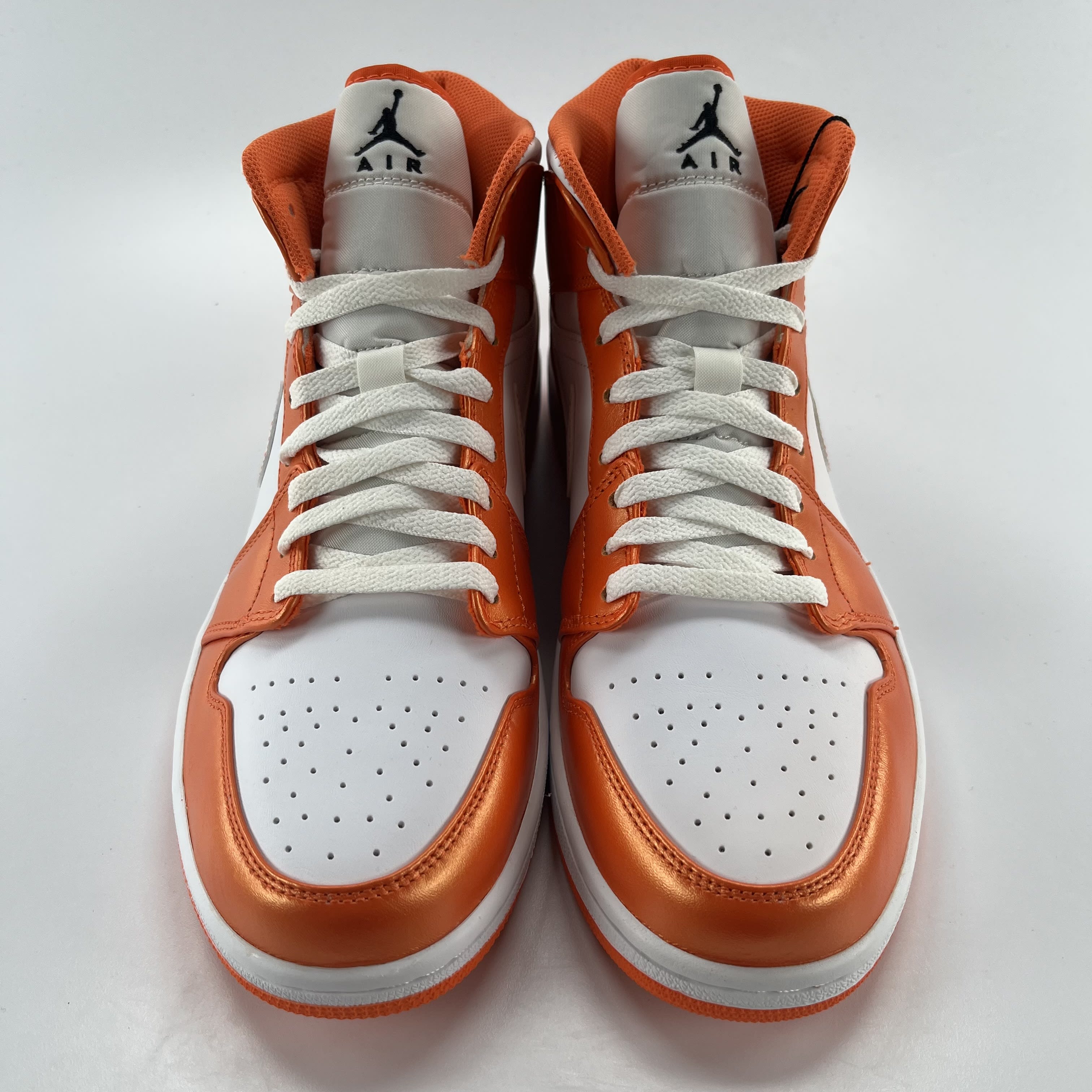 485762 Jordan 1 Mid Metallic Orange