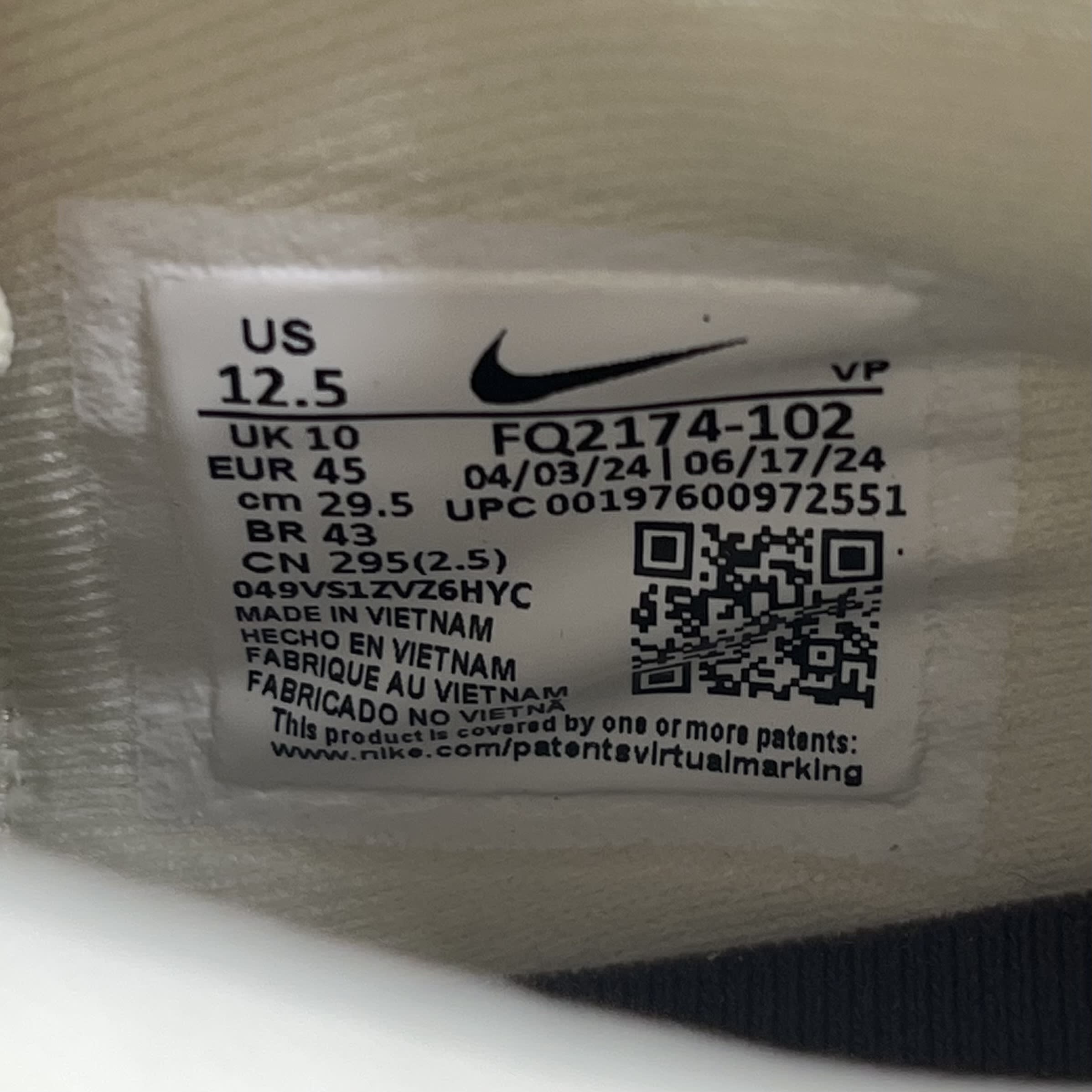 SP2886 Nike Sabrina 2 Relentless (Women's)