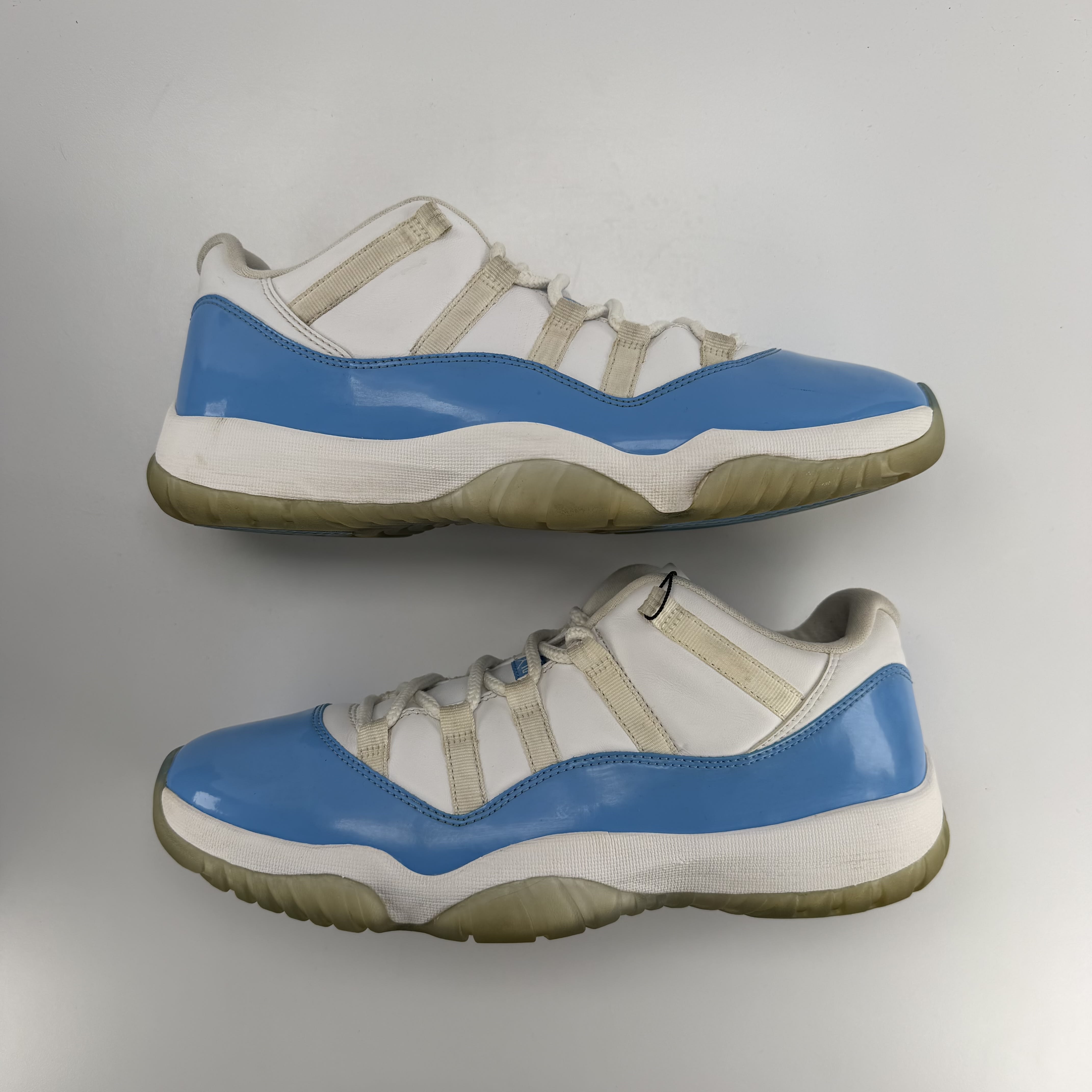 612863 Jordan 11 Retro Low University Blue (2017)