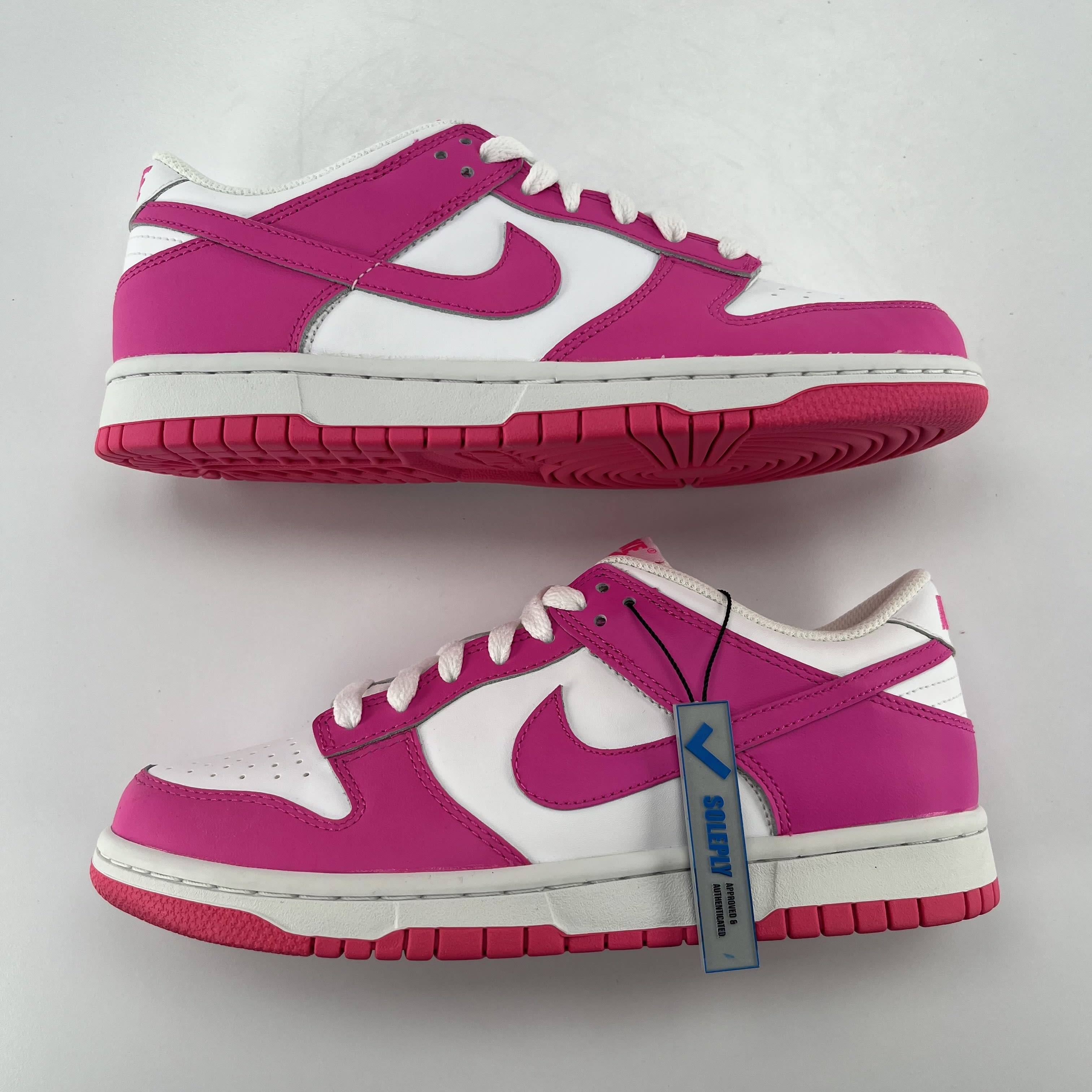 269433 Nike Dunk Low Laser Fuchsia (GS)