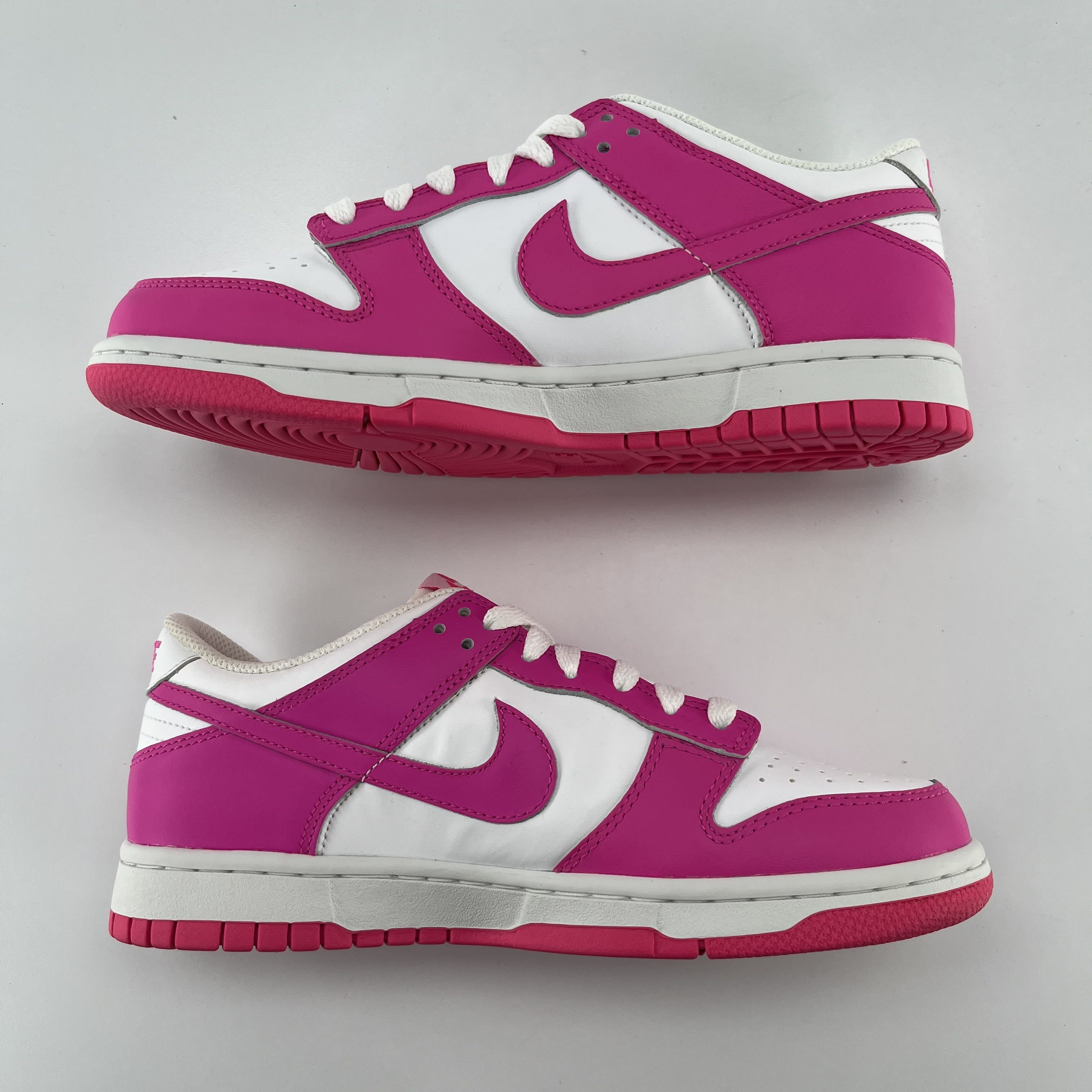 269433 Nike Dunk Low Laser Fuchsia (GS)