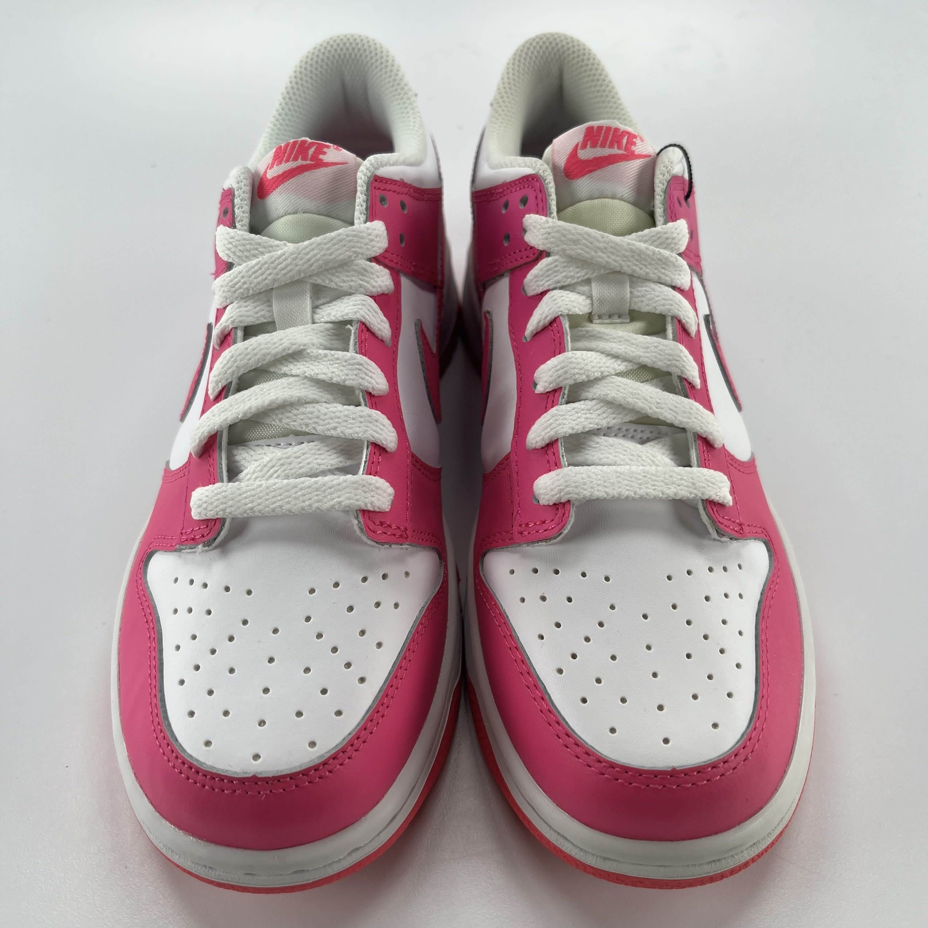 269433 Nike Dunk Low Laser Fuchsia (GS)