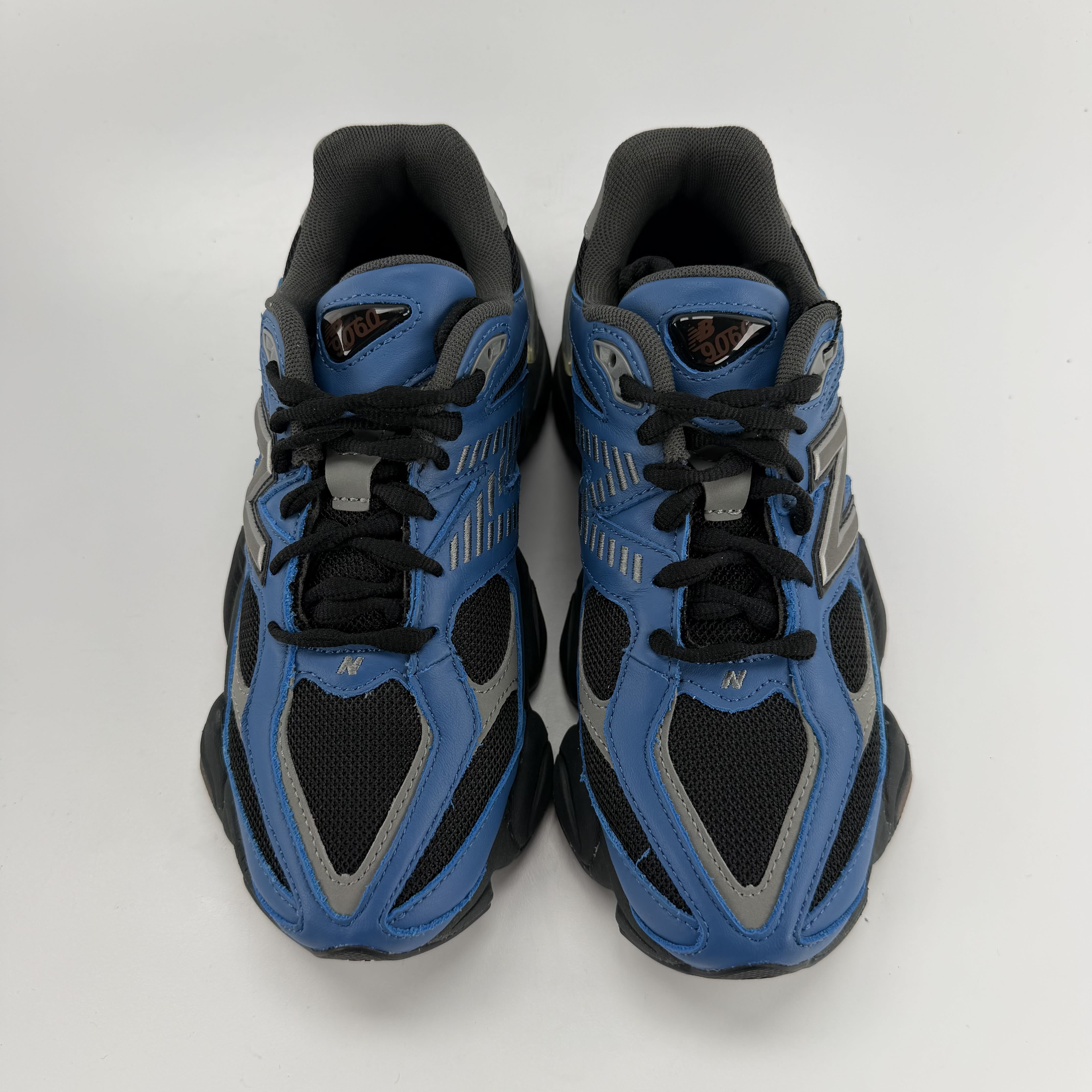 262052 New Balance 9060 Dark Royal Brown