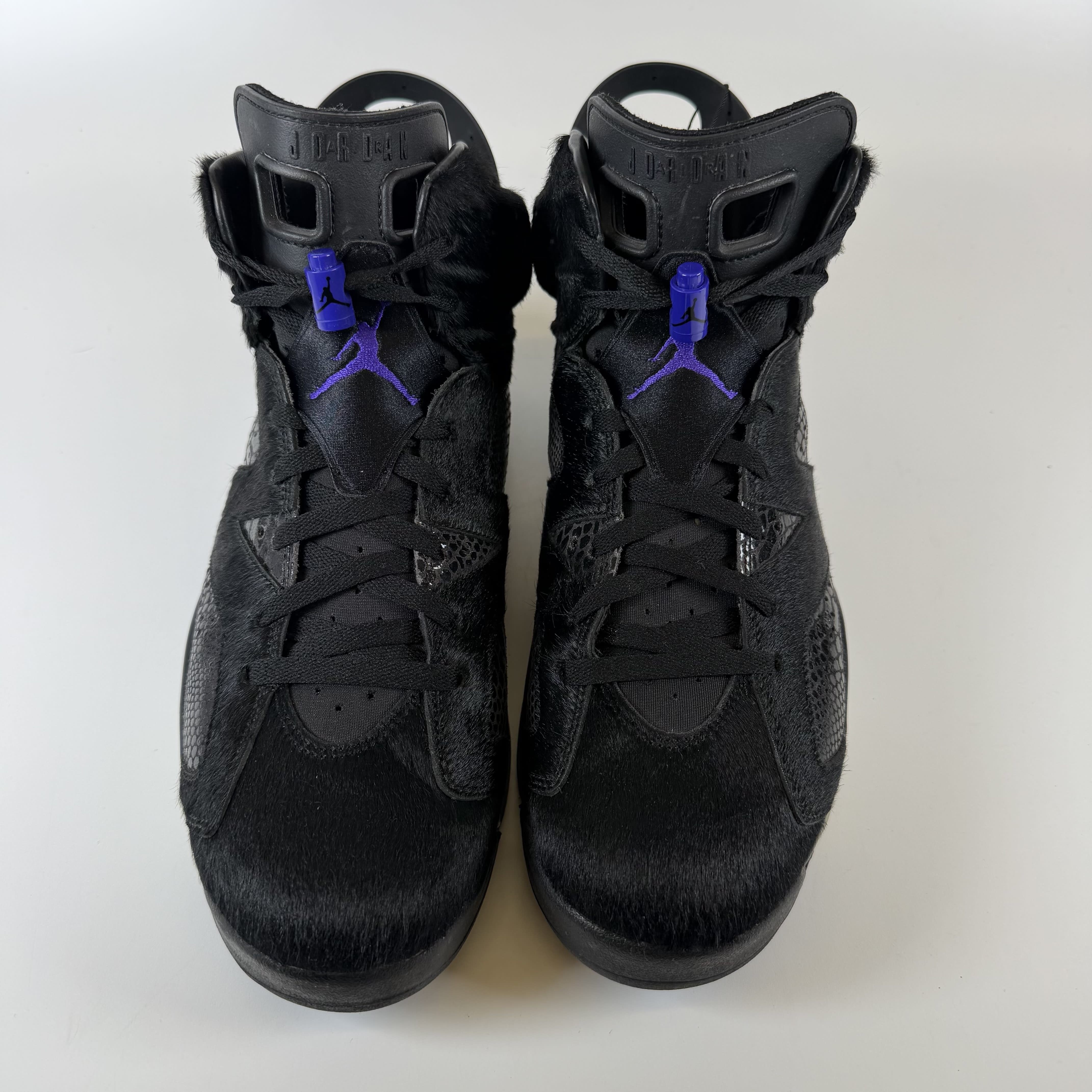 SP4113 Jordan 6 Retro Social Status