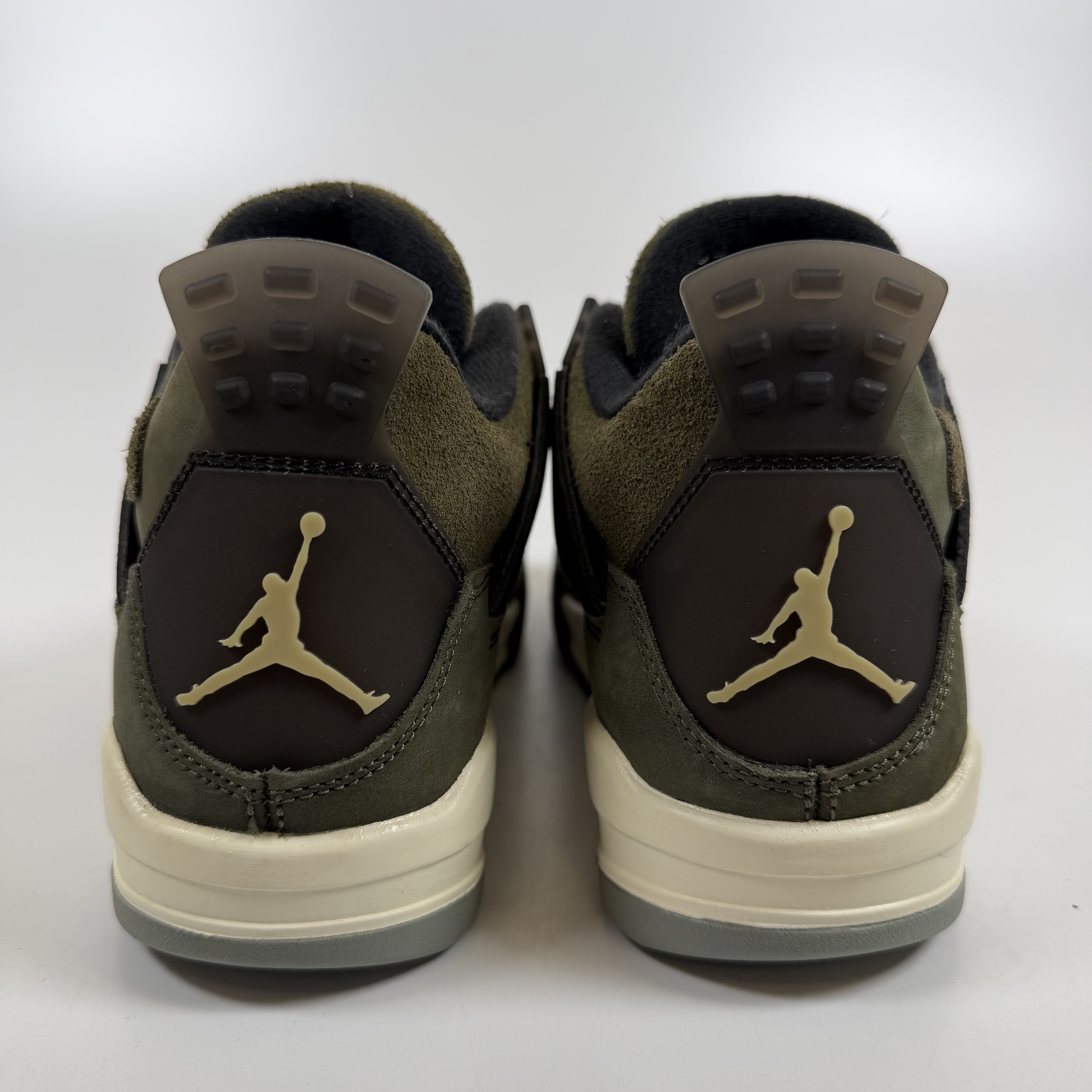 SP7347 Jordan 4 Retro SE Craft Medium Olive (GS)