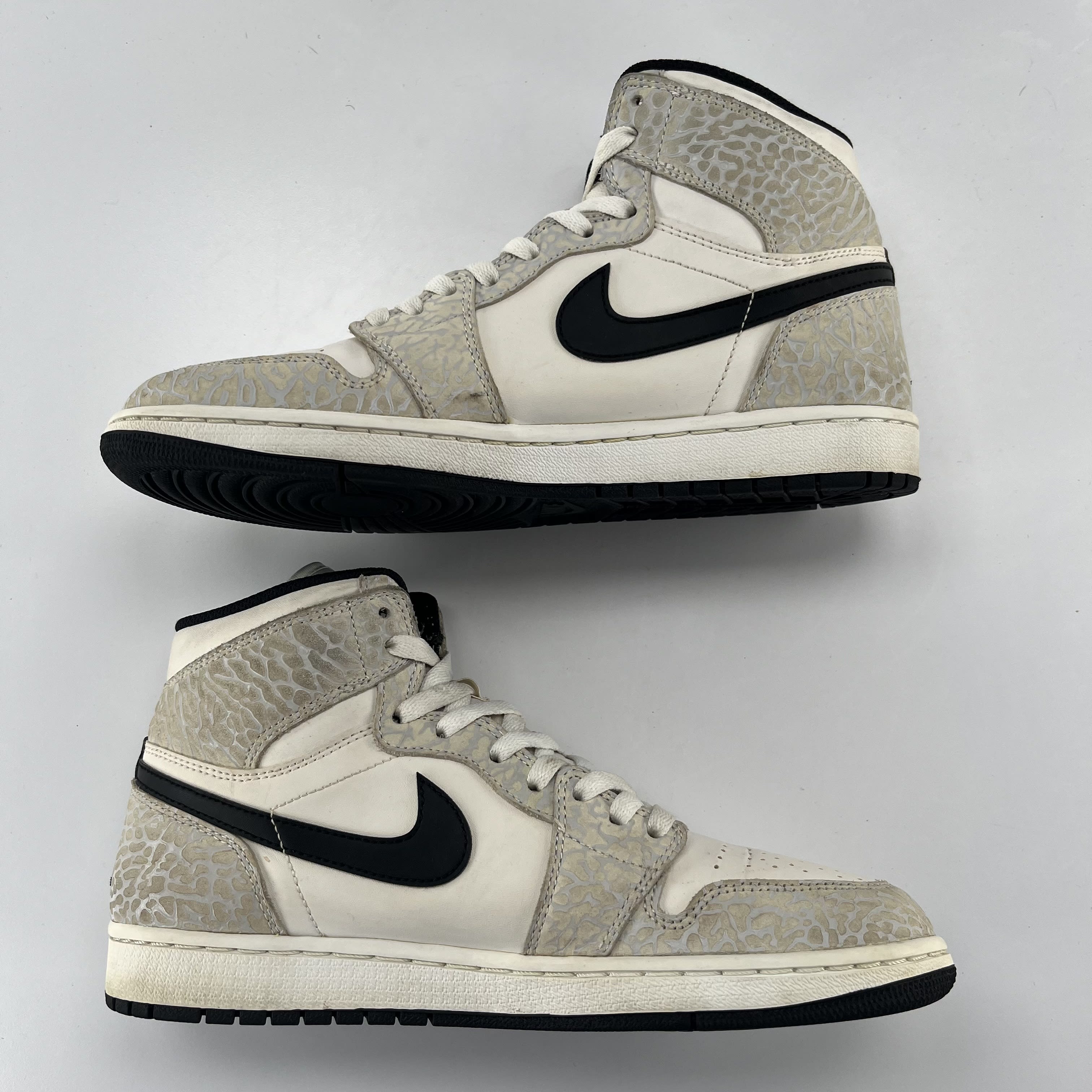 414691 Jordan 1 Retro White Elephant Print