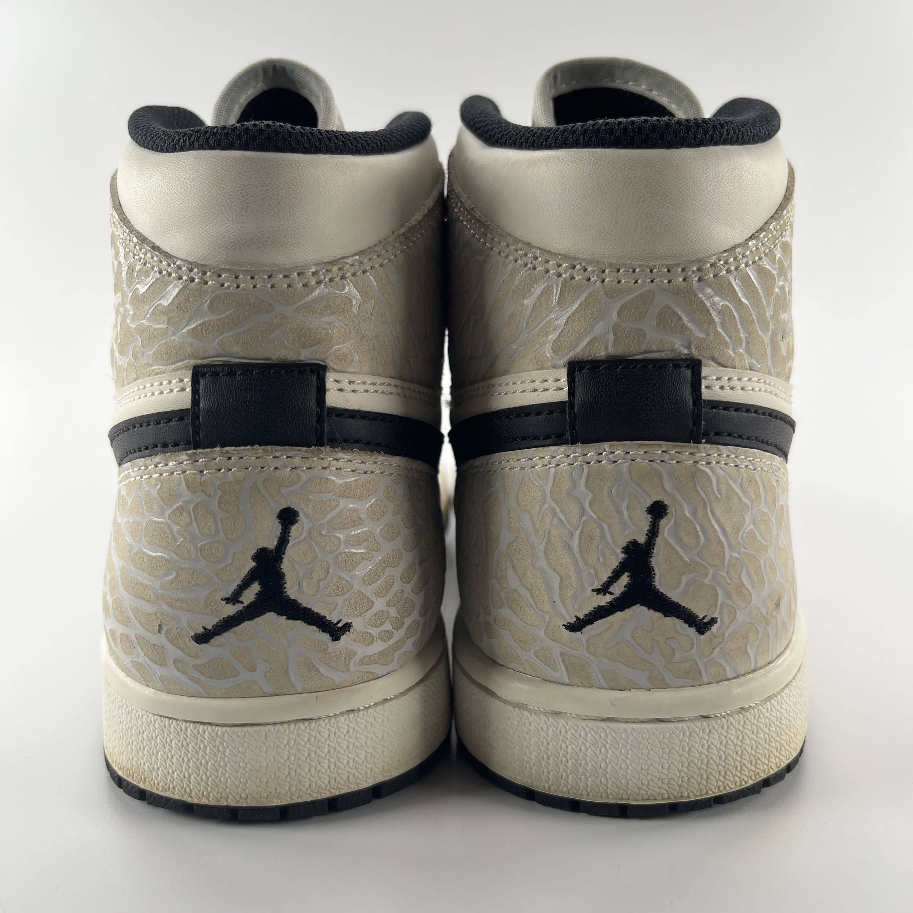 414691 Jordan 1 Retro White Elephant Print