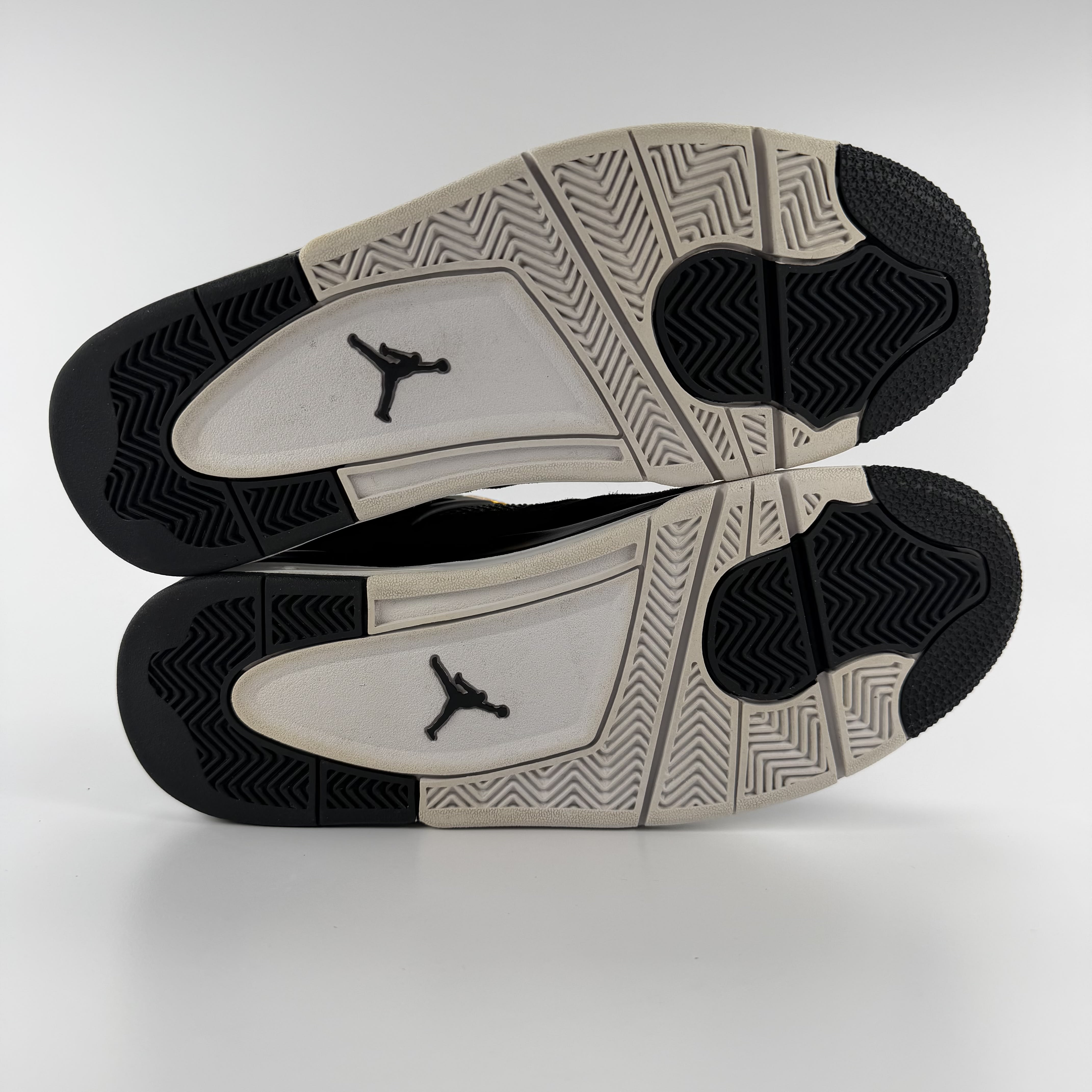 635999 Jordan 4 Retro Royalty