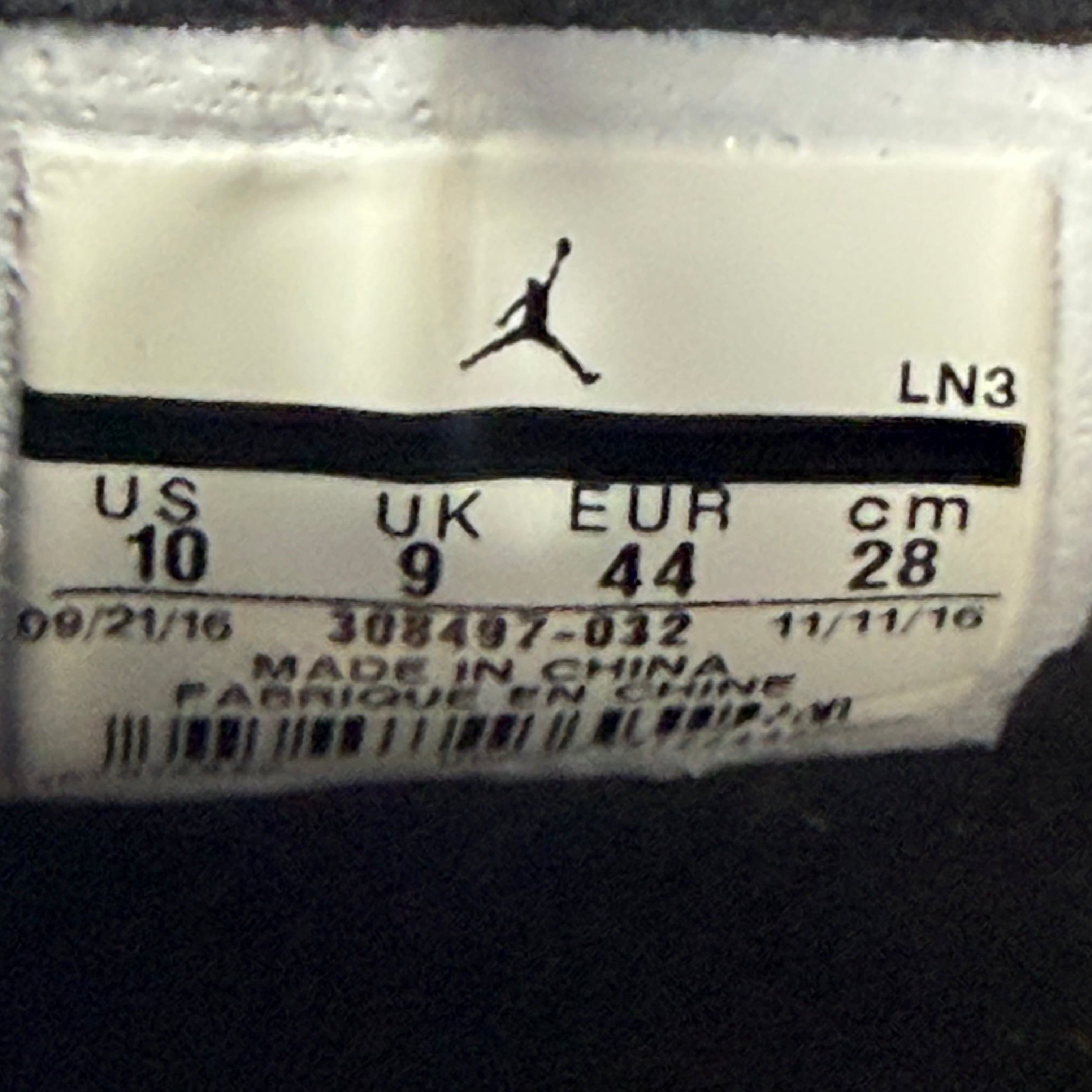 635999 Jordan 4 Retro Royalty