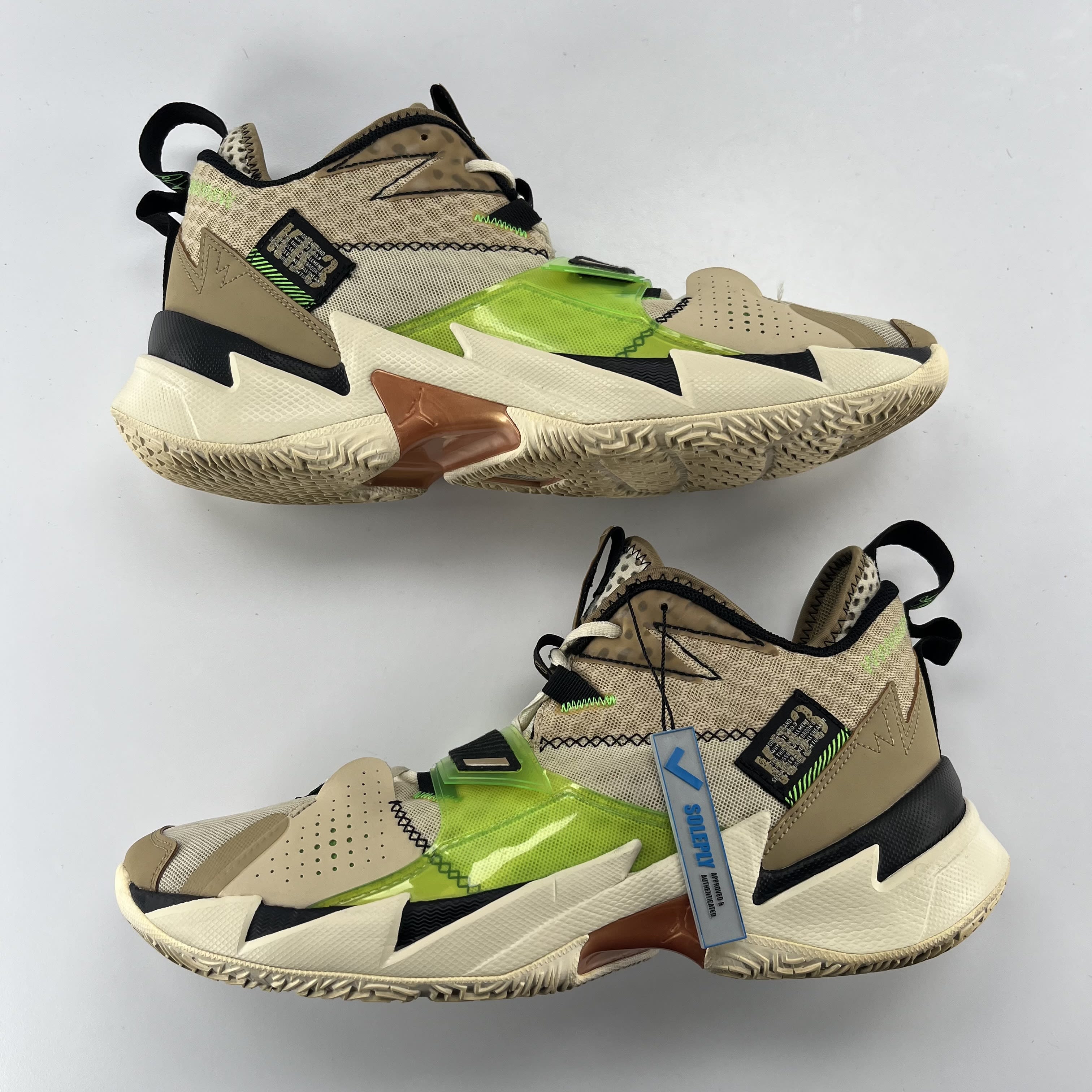 SP202 Jordan "Why Not?" Zer0.3 Parachute Beige