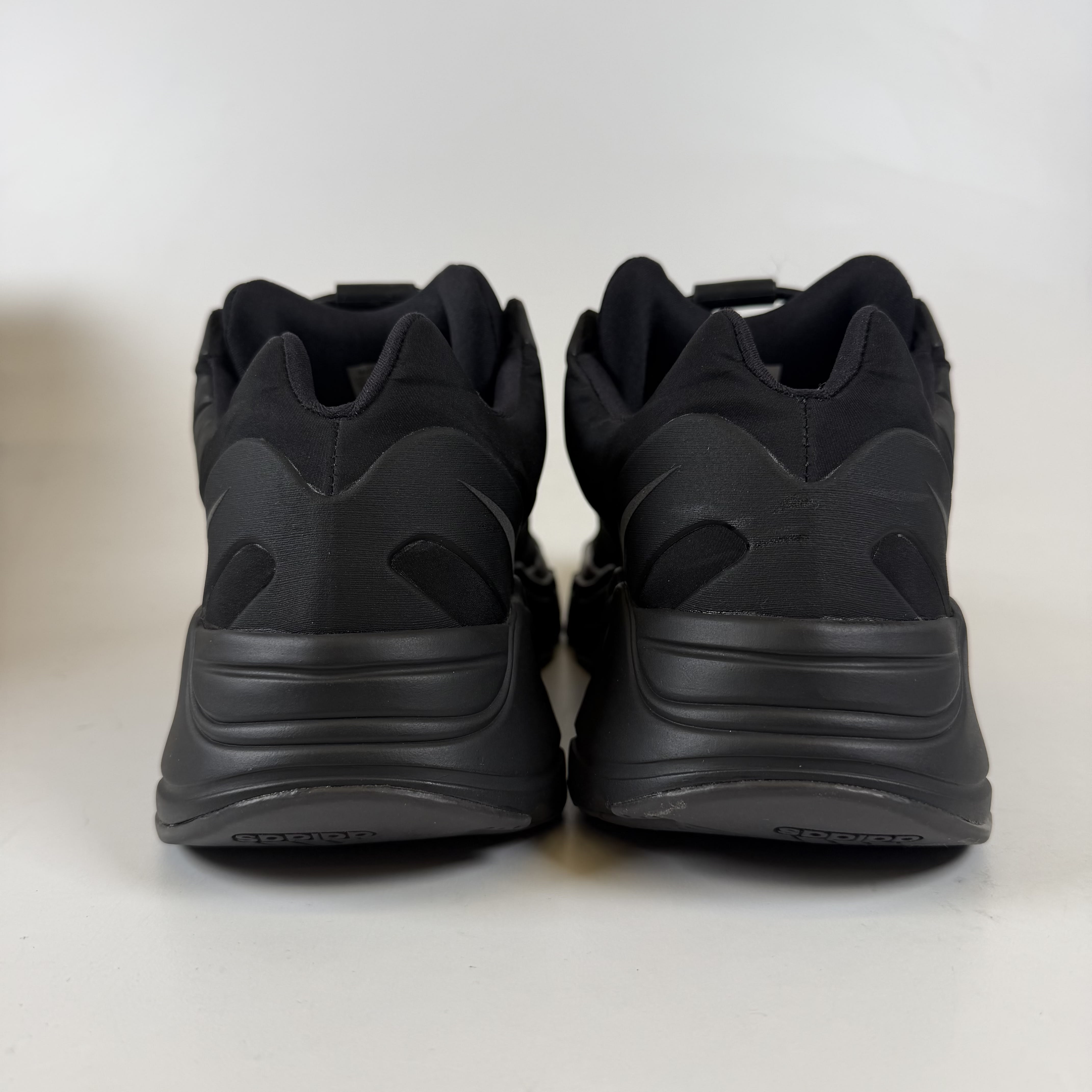 SP5633 Yeezy Boost 700 MNVN 'Triple Black'