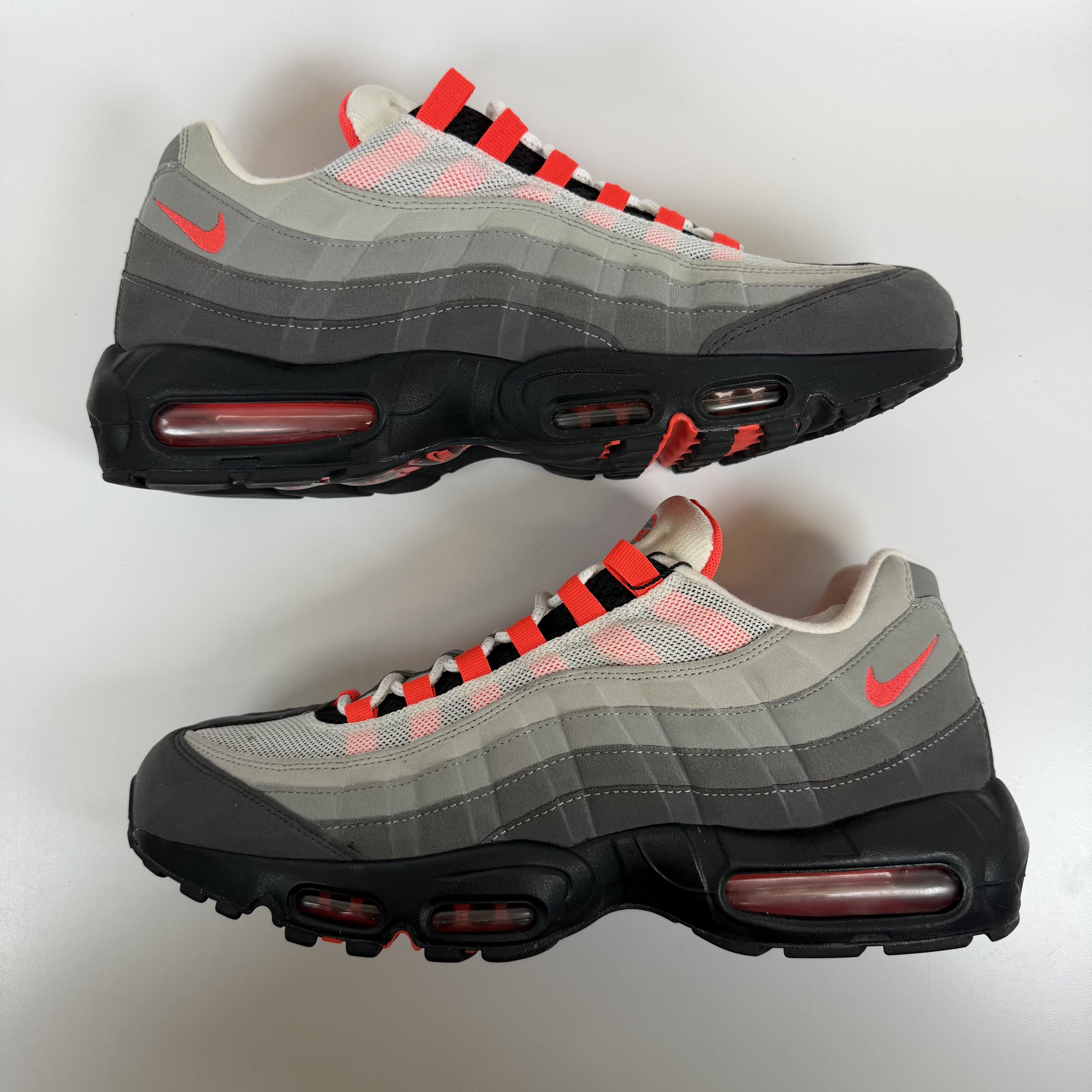 SP9037 Nike Air Max 95 OG Solar Red (2018)