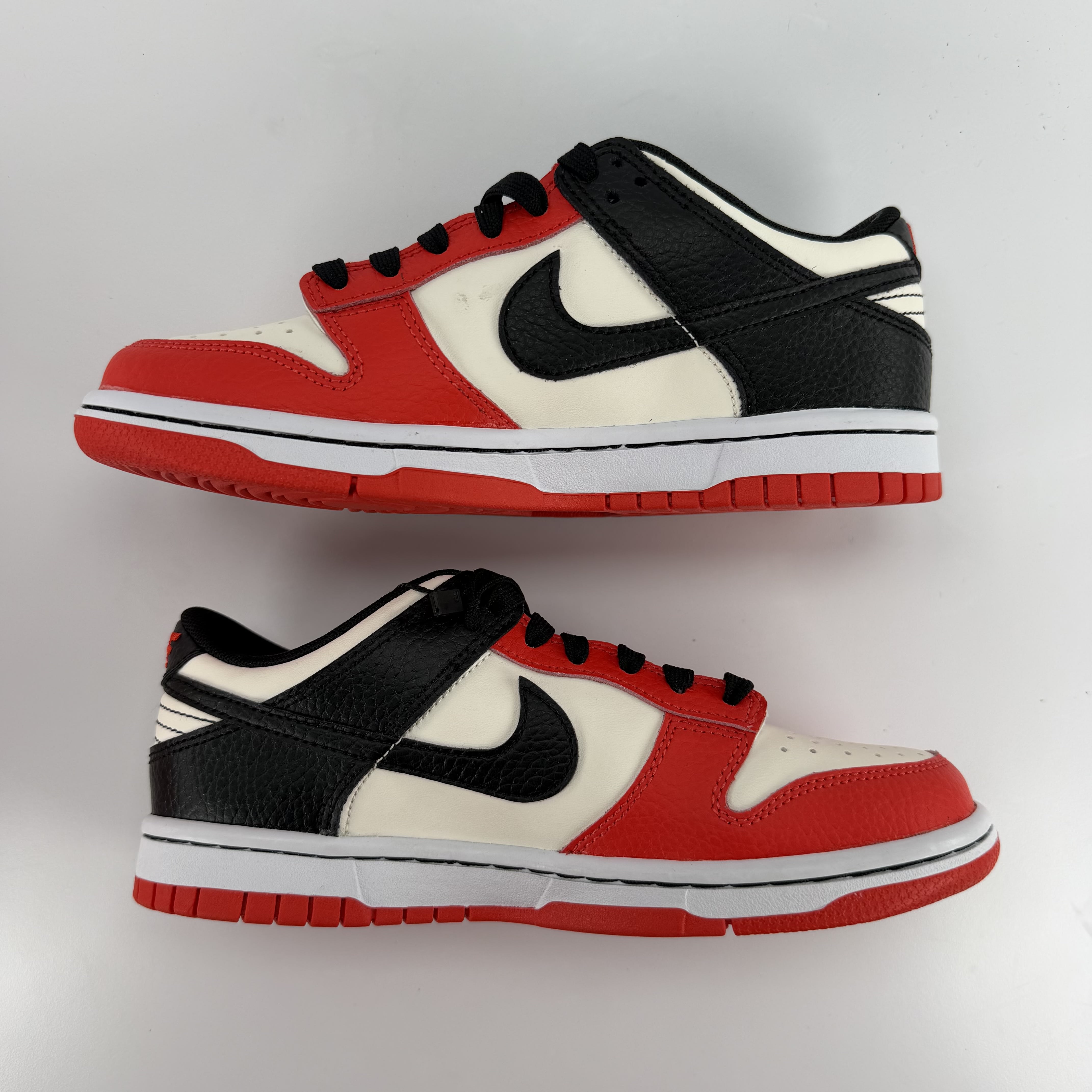 282901 Nike Dunk Low EMB NBA 75th Anniversary Chicago (GS)