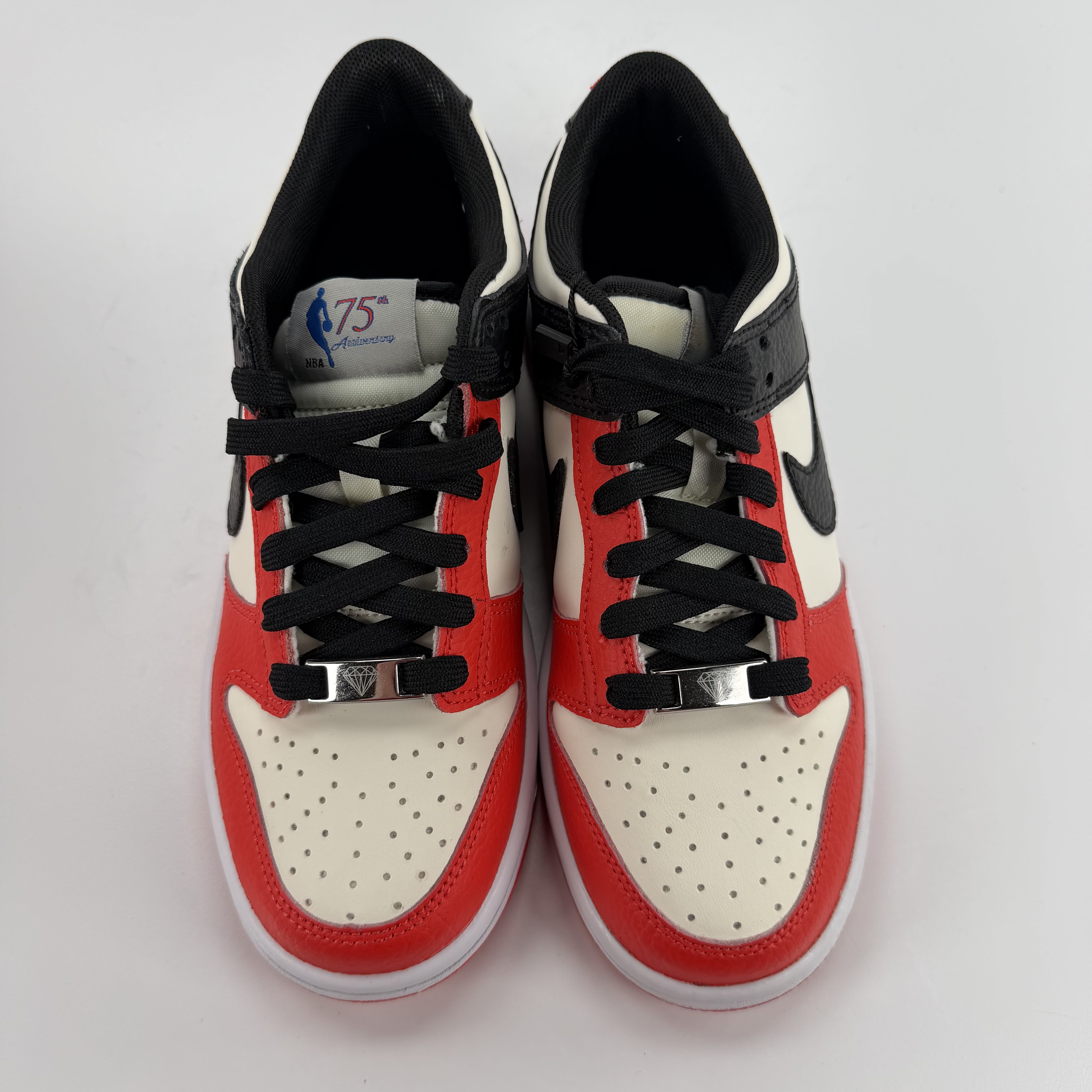 282901 Nike Dunk Low EMB NBA 75th Anniversary Chicago (GS)