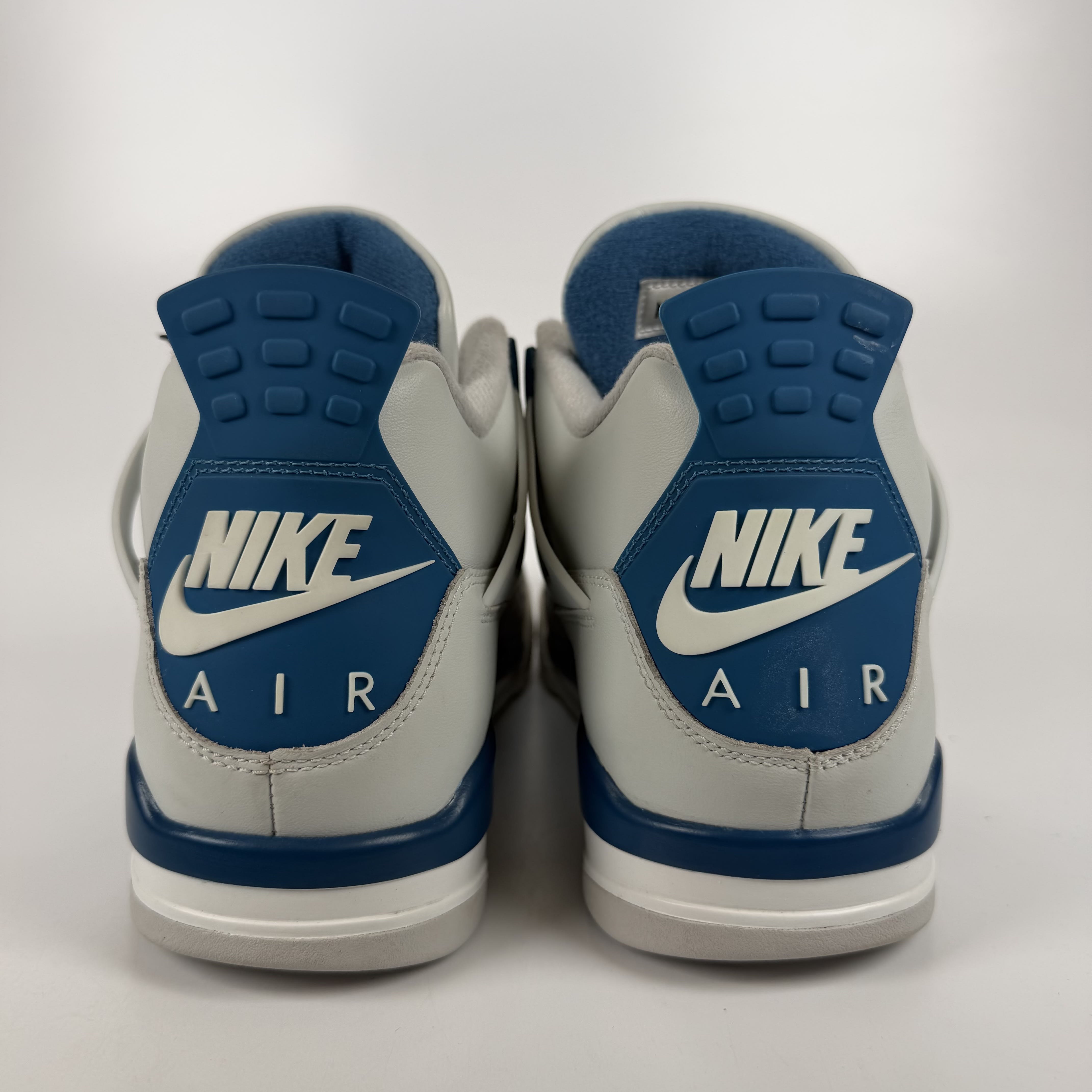 [772912] Jordan 4 Retro Military Blue (2024)