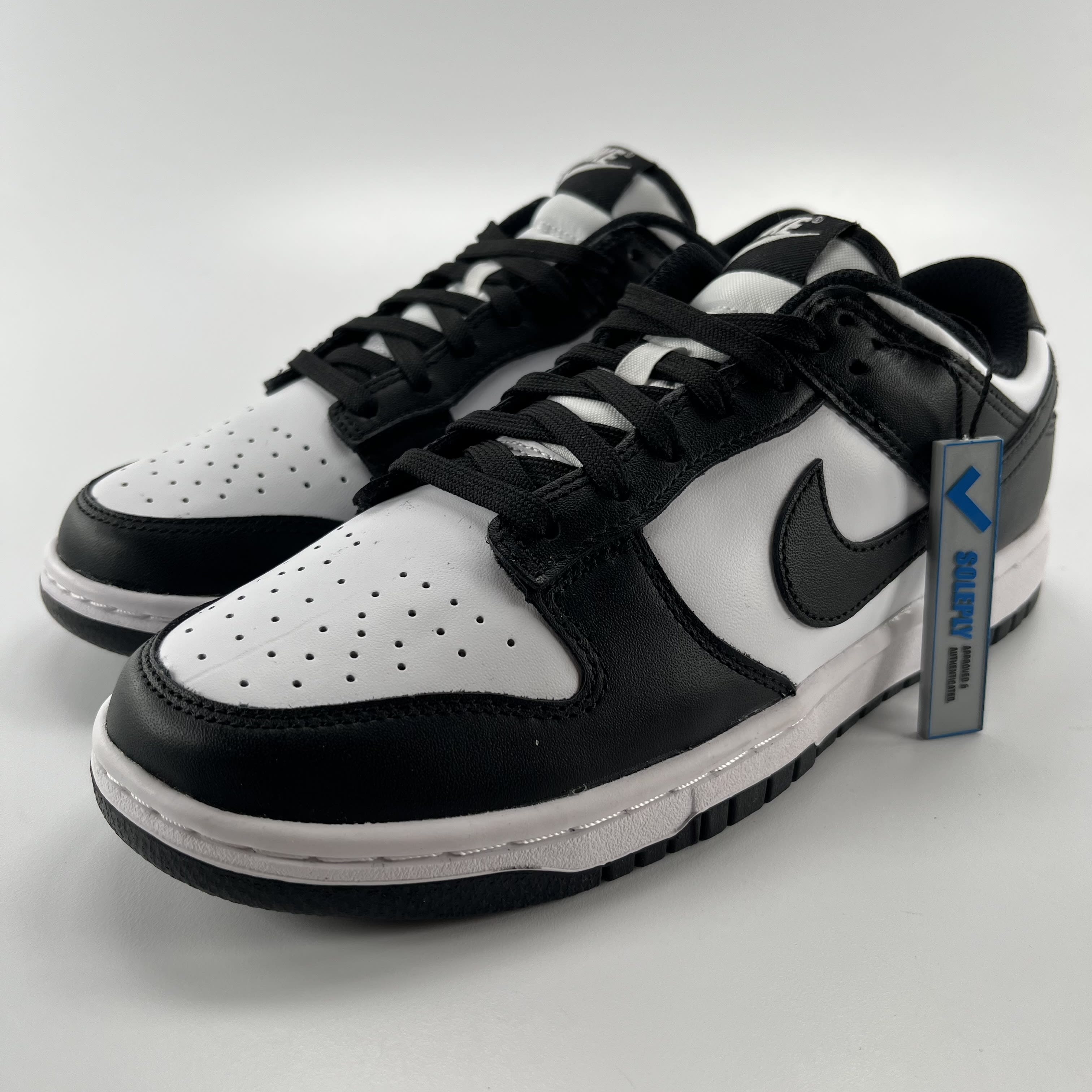 374481 Nike Dunk Low Retro White Black Panda (Women's)