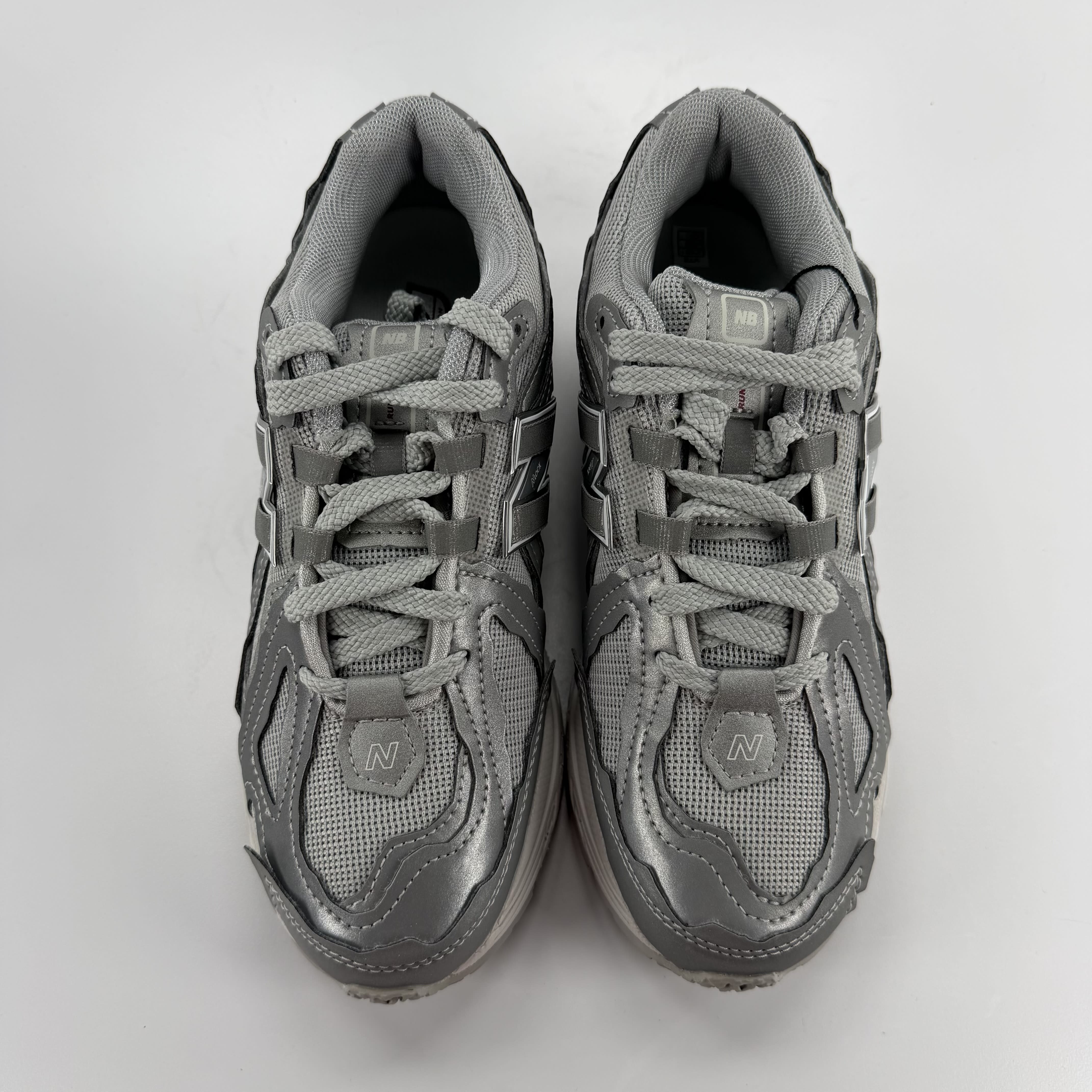 261333 New Balance 1906D Protection Pack Silver Metallic