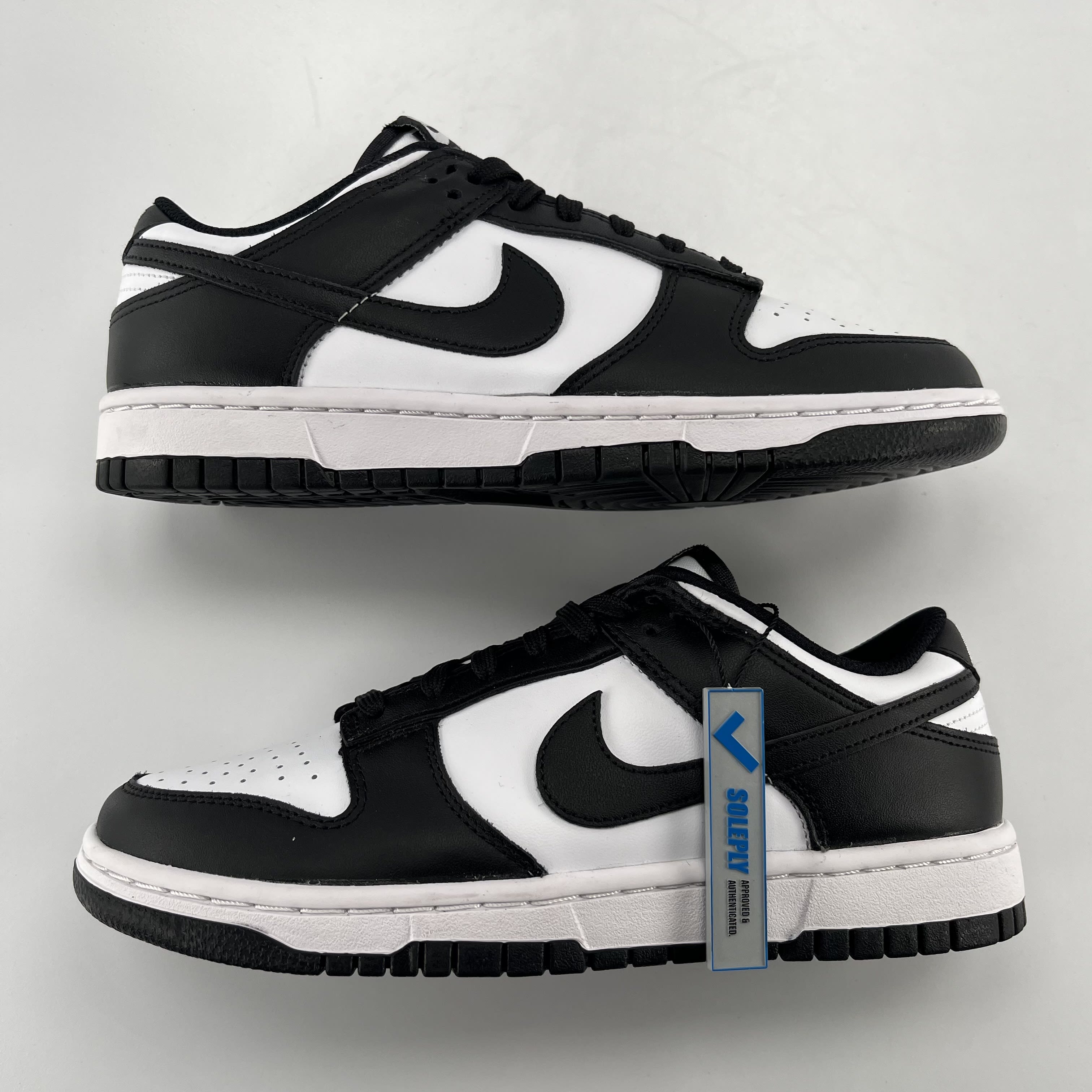374481 Nike Dunk Low Retro White Black Panda (Women's)