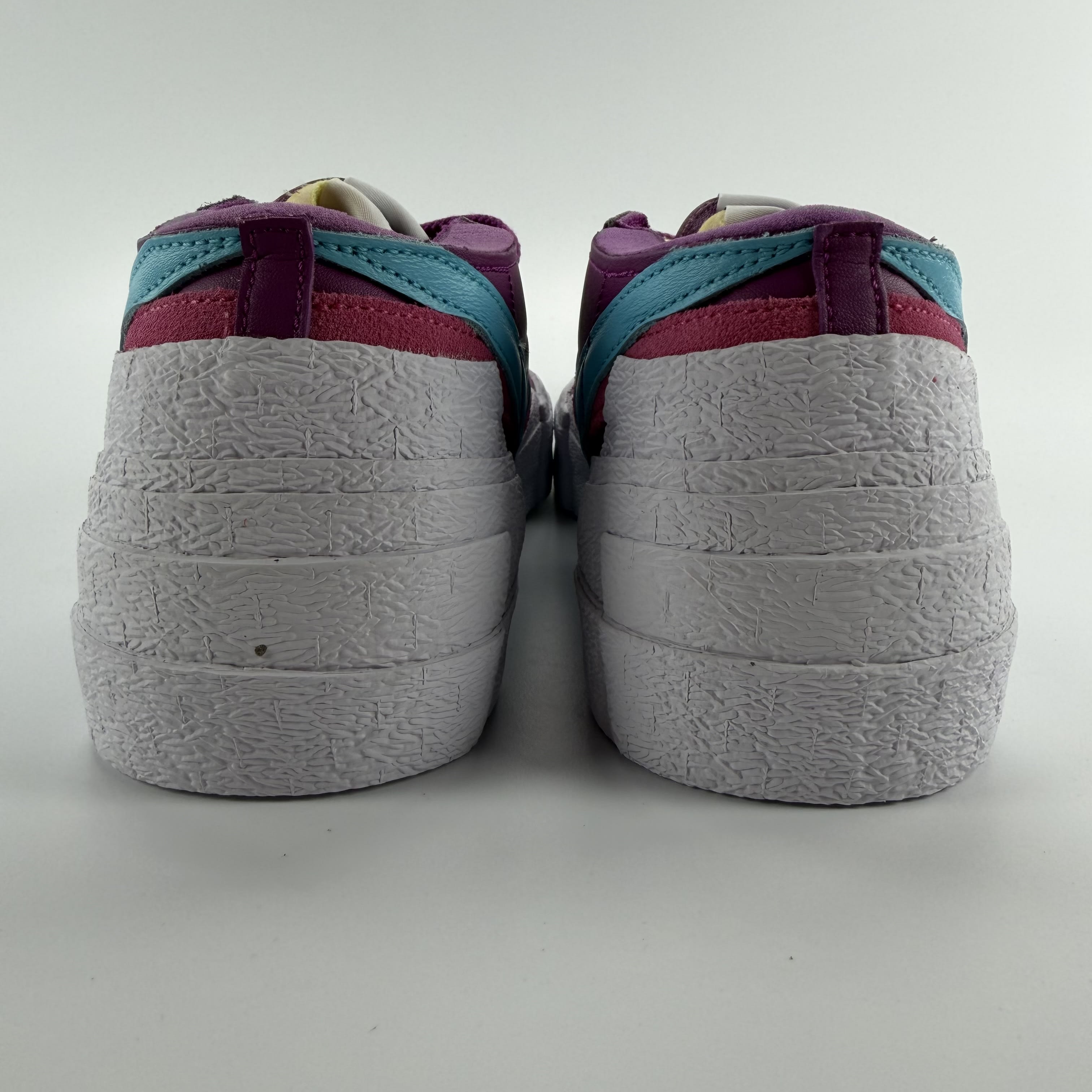 486165 Nike Blazer Low sacai KAWS Purple Dusk