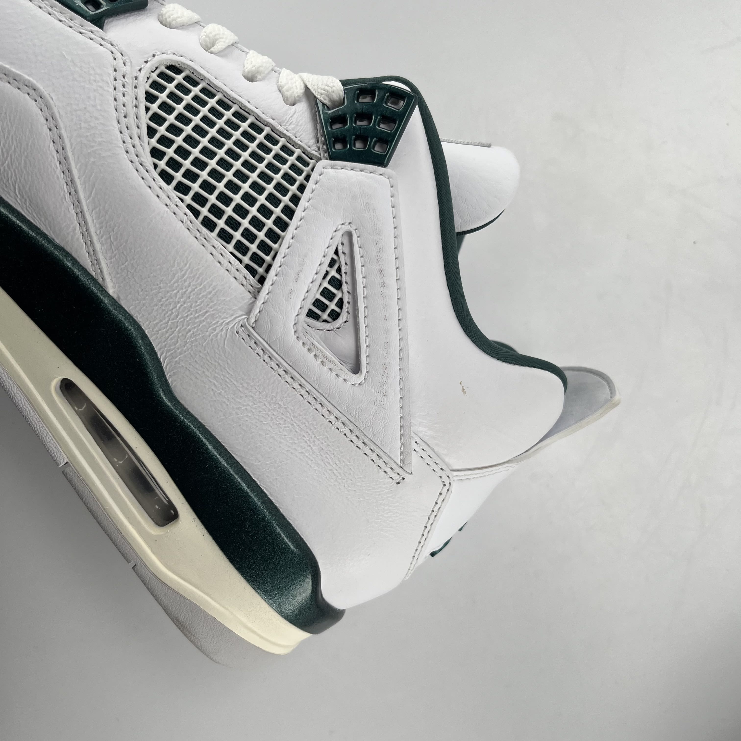 323567 Jordan 4 Retro Oxidized Green