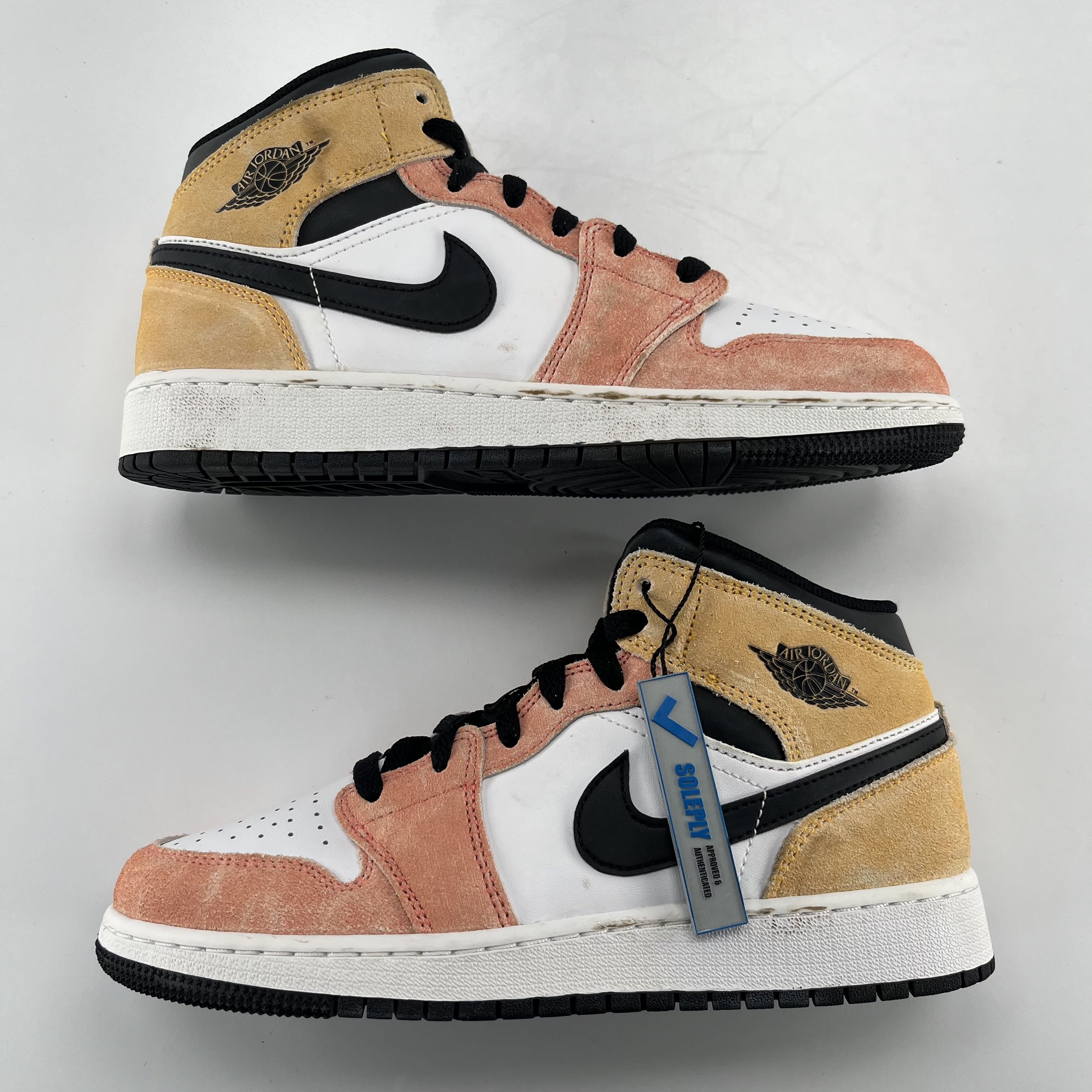 616515 Jordan 1 Mid SE Flight Club (GS)