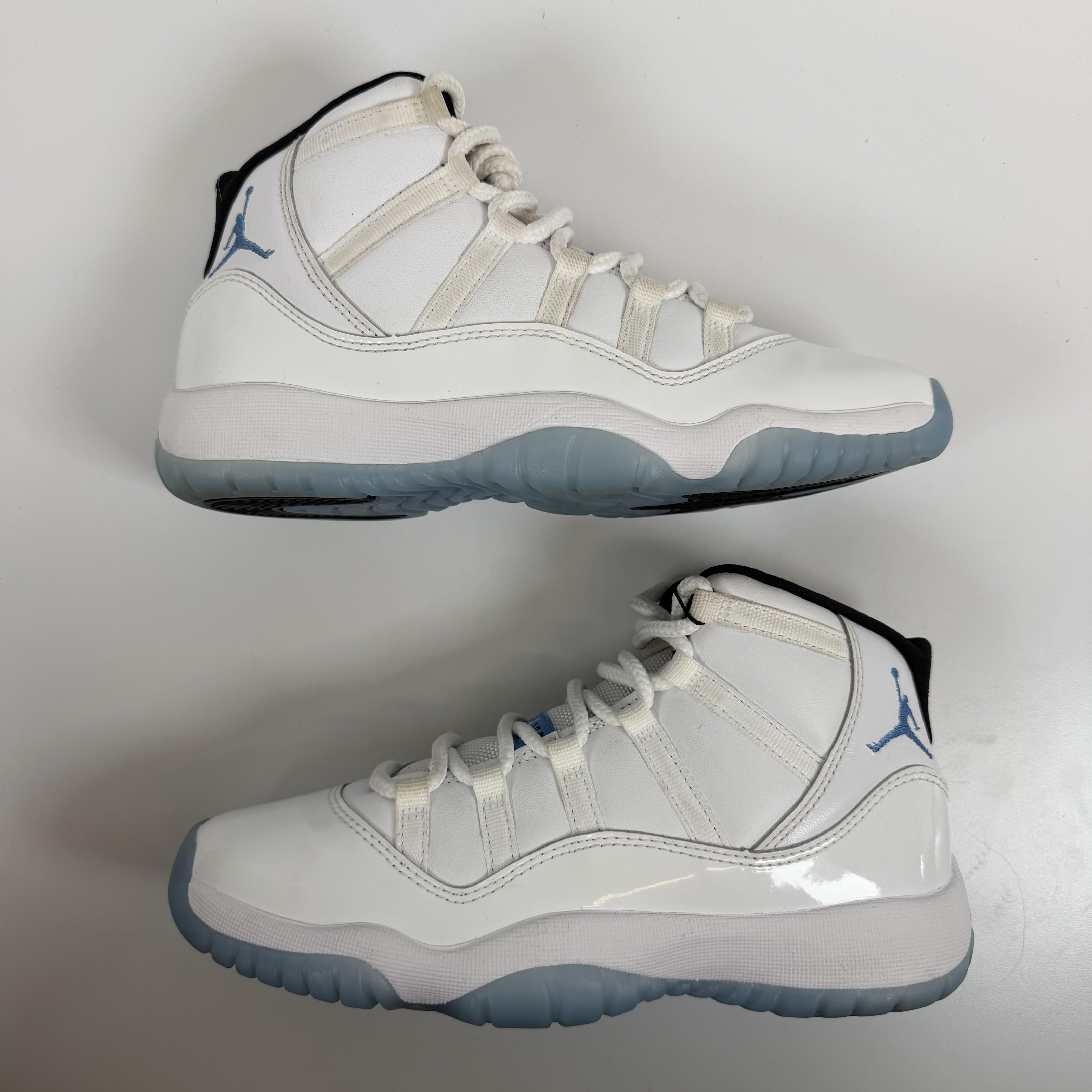 SP7184 Jordan 11 Retro Legend Blue (2024) (GS)