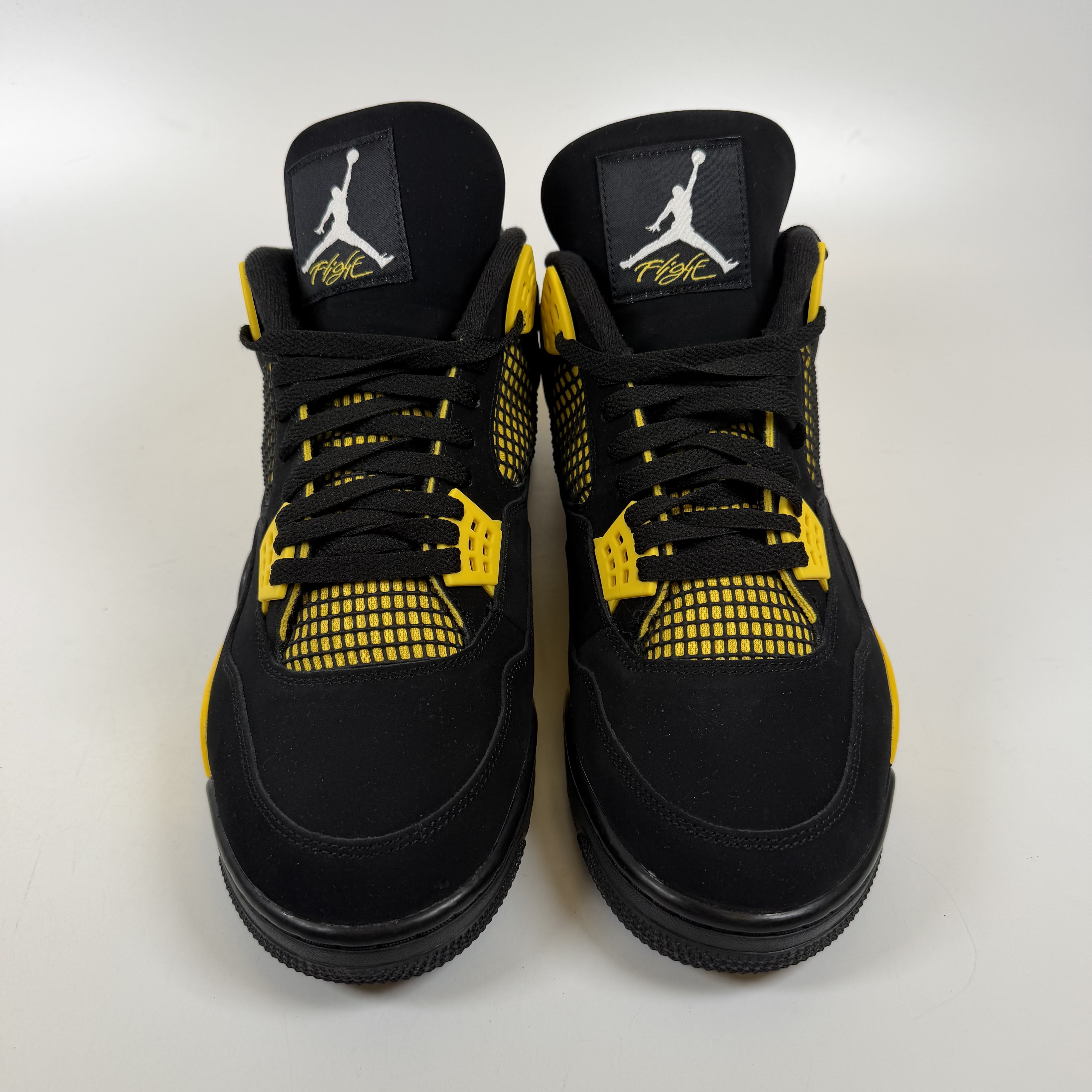 SP12076 Jordan 4 Retro Thunder (2023)