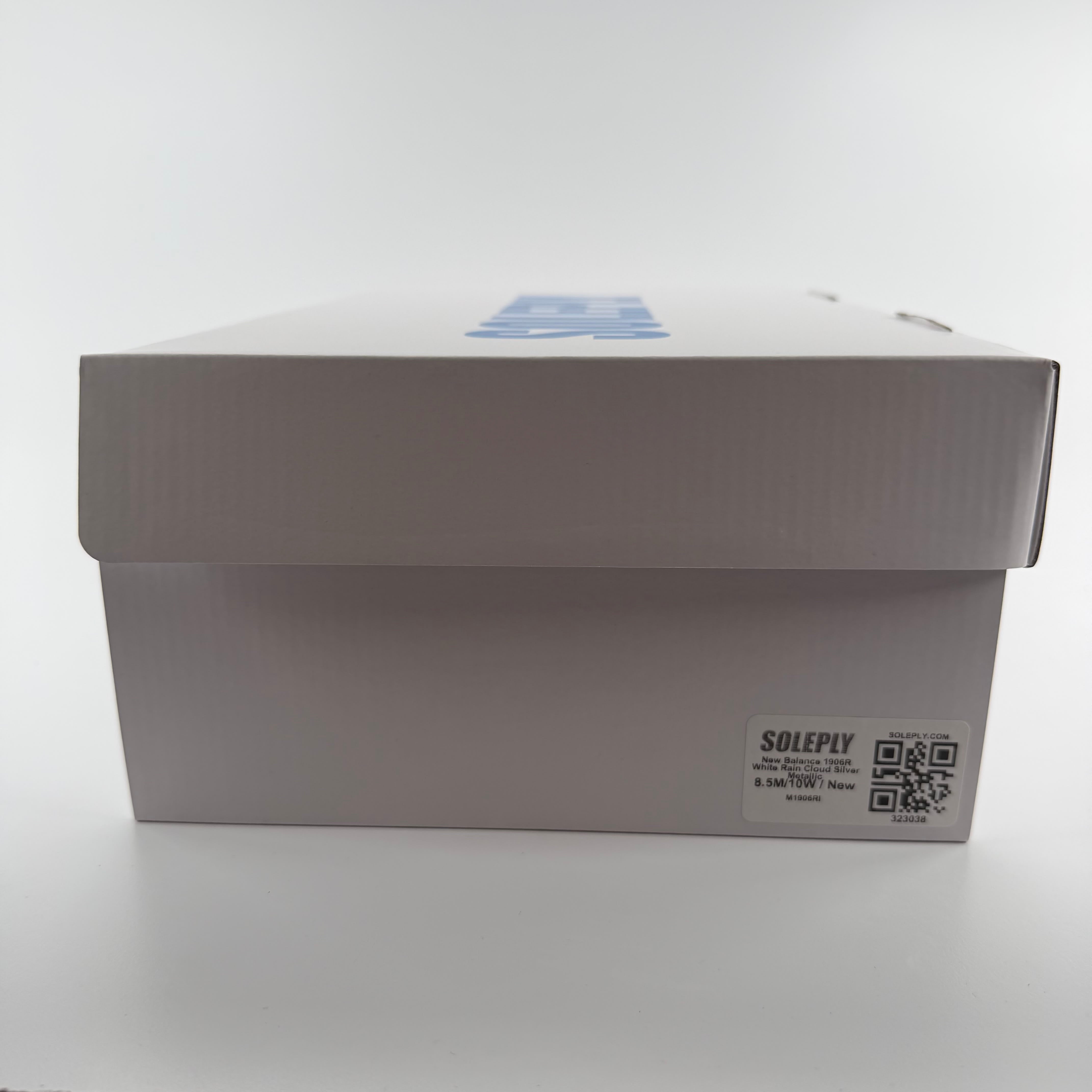 323038 New Balance 1906R White Rain Cloud Silver Metallic