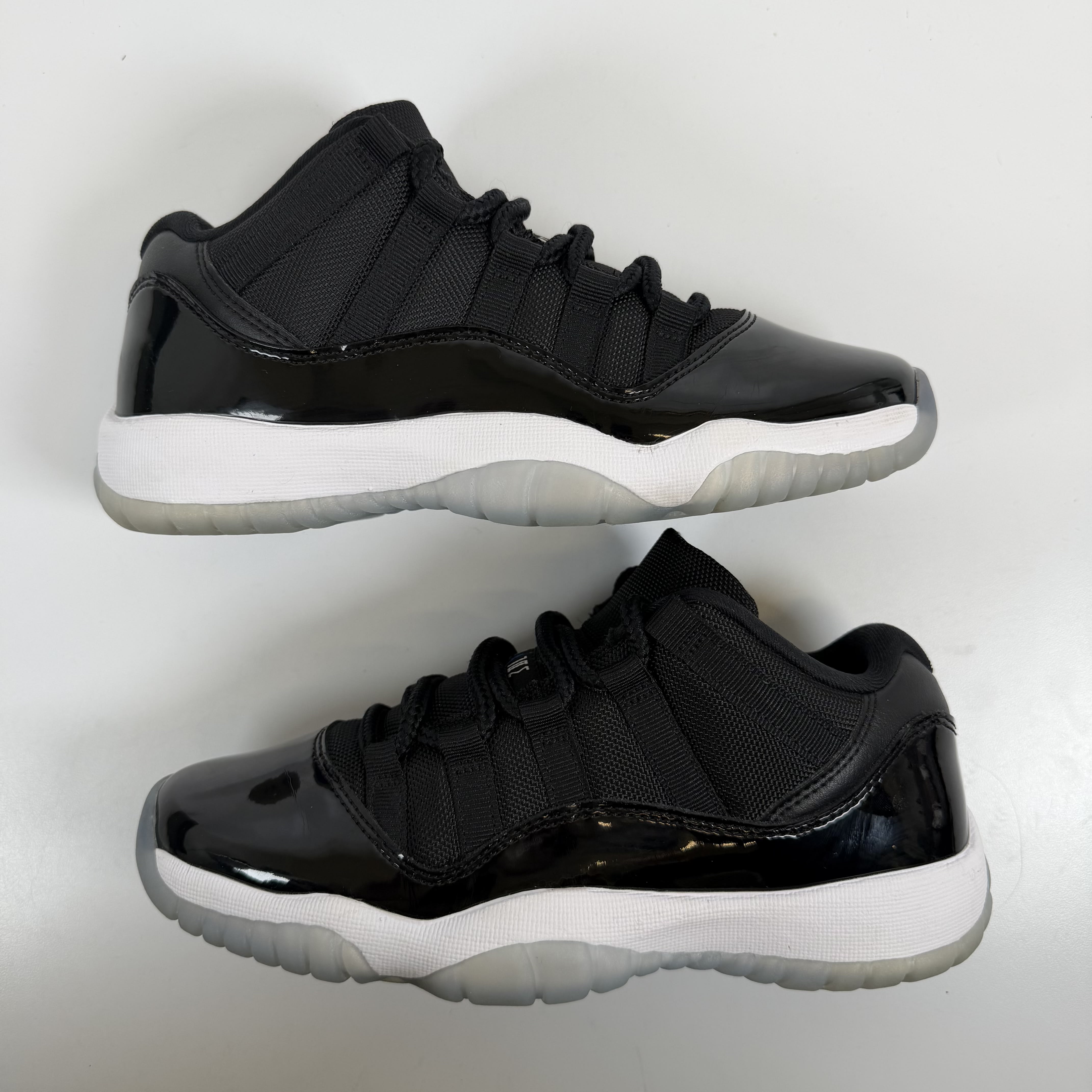 SP8087 Jordan 11 Retro Low Space Jam (GS)