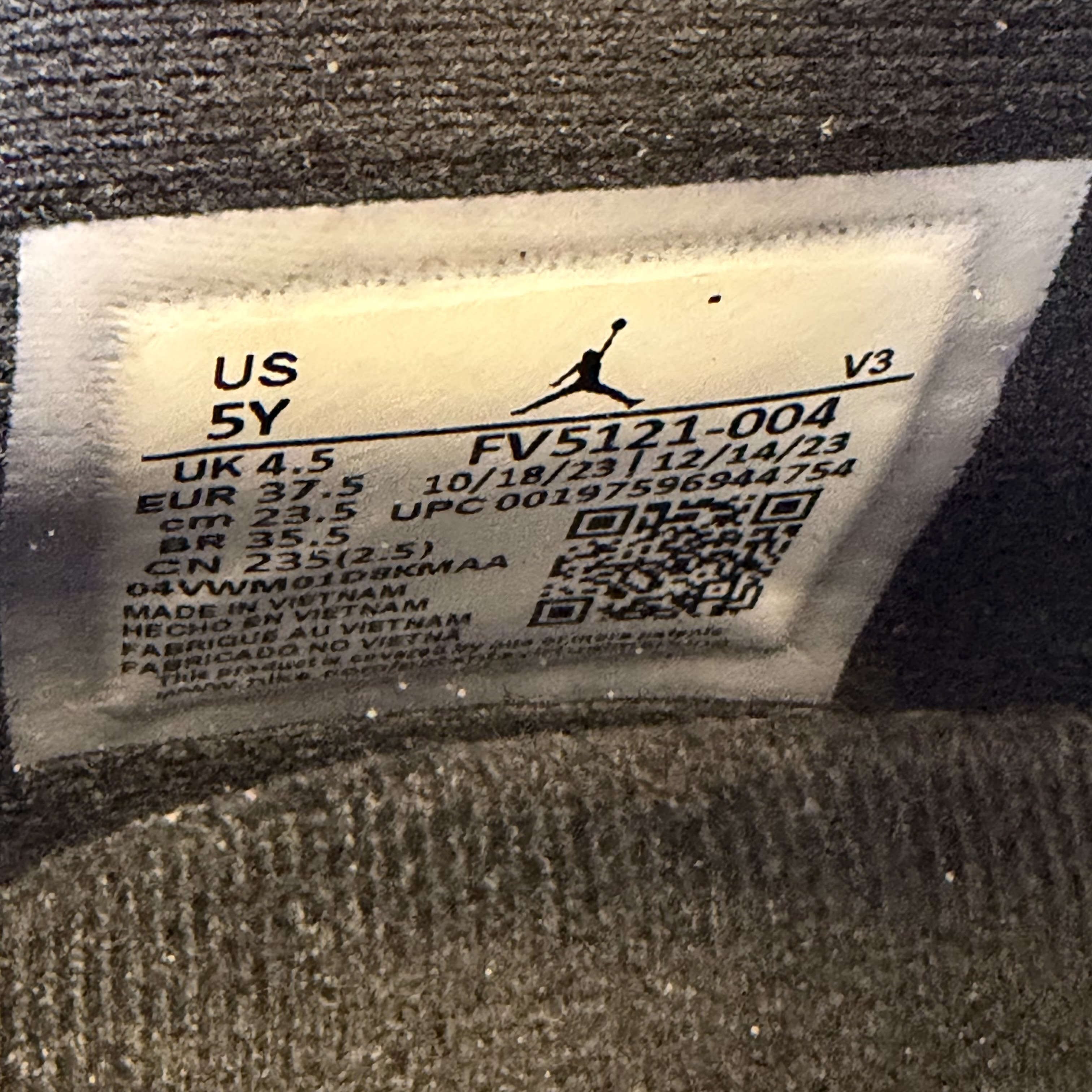 SP8087 Jordan 11 Retro Low Space Jam (GS)