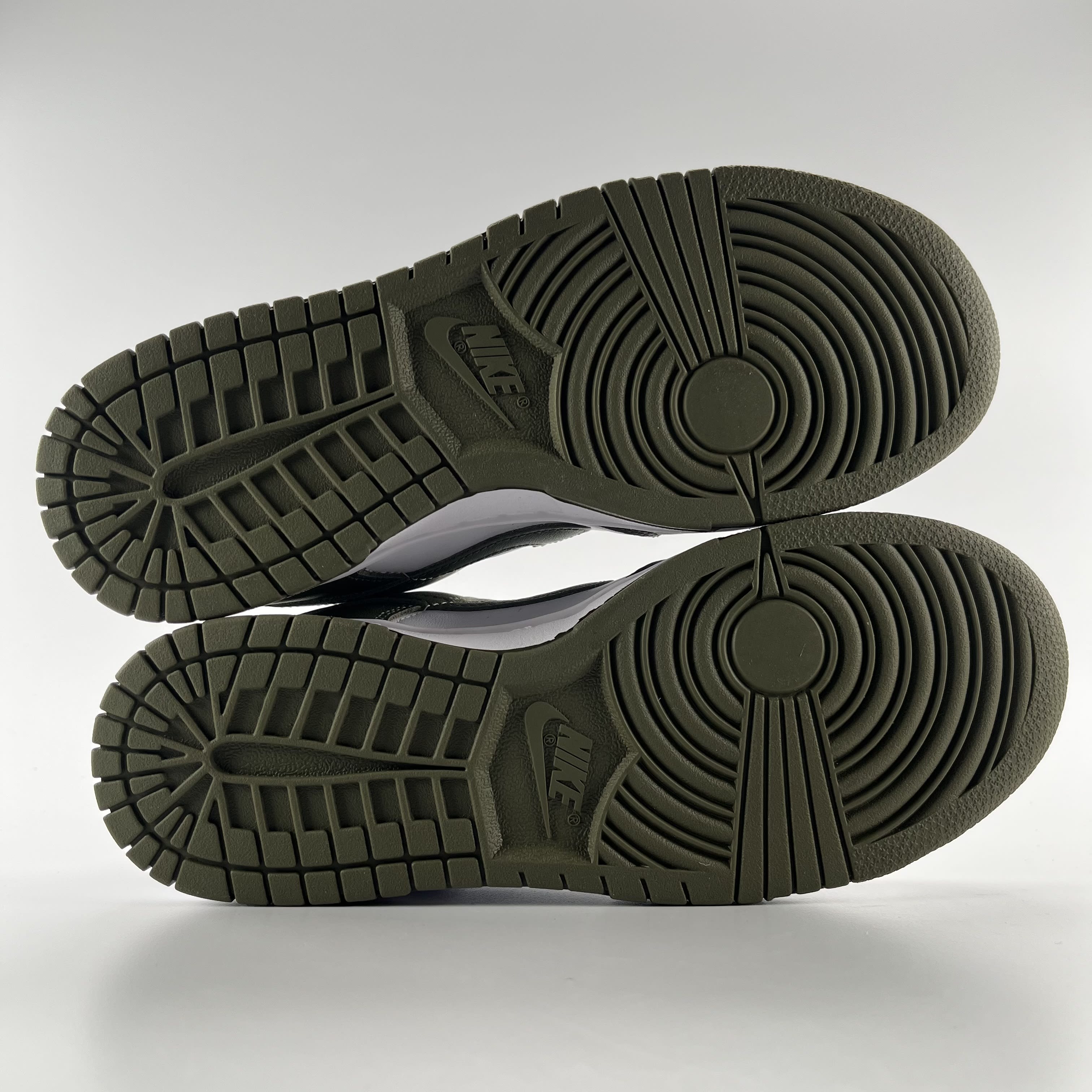 281839 Nike Dunk Low Medium Olive (Women's)