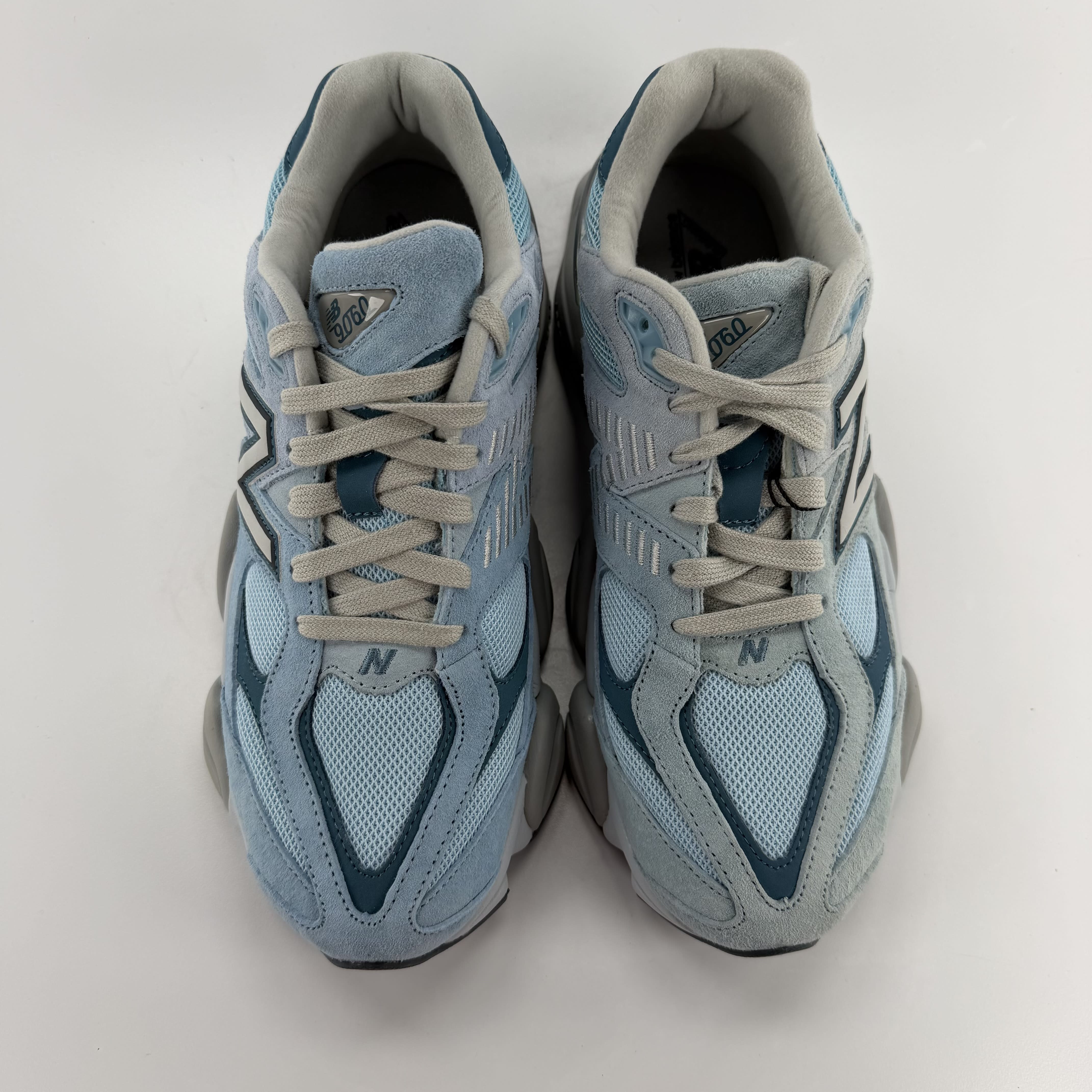 262840 New Balance 9060 Chrome Blue