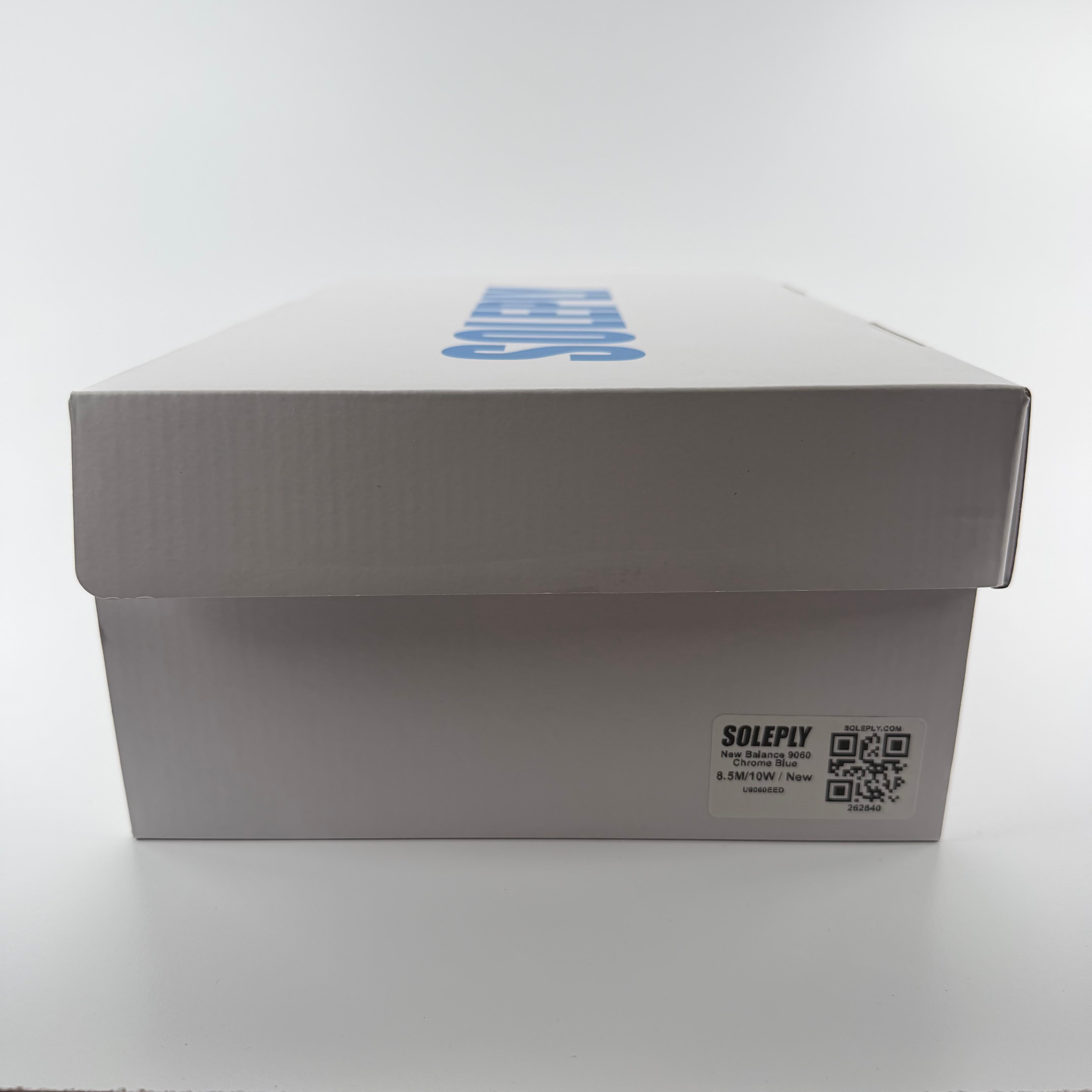 262840 New Balance 9060 Chrome Blue