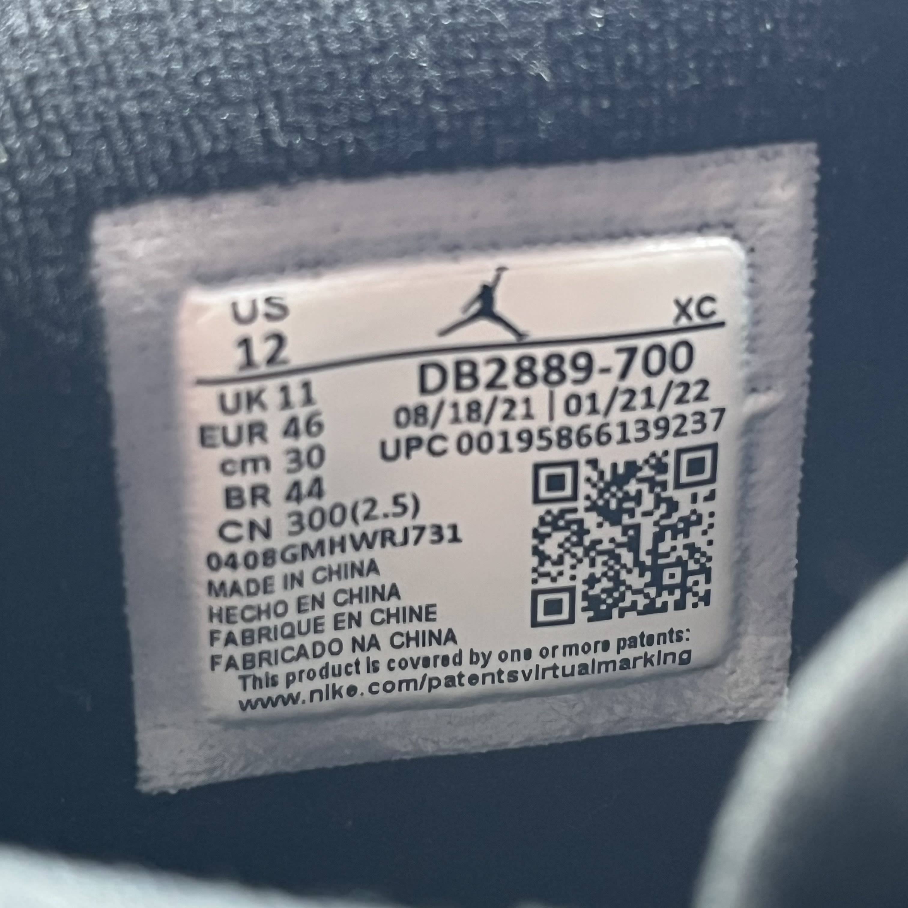 789592 Jordan 1 Retro High Element Gore-Tex Light Curry