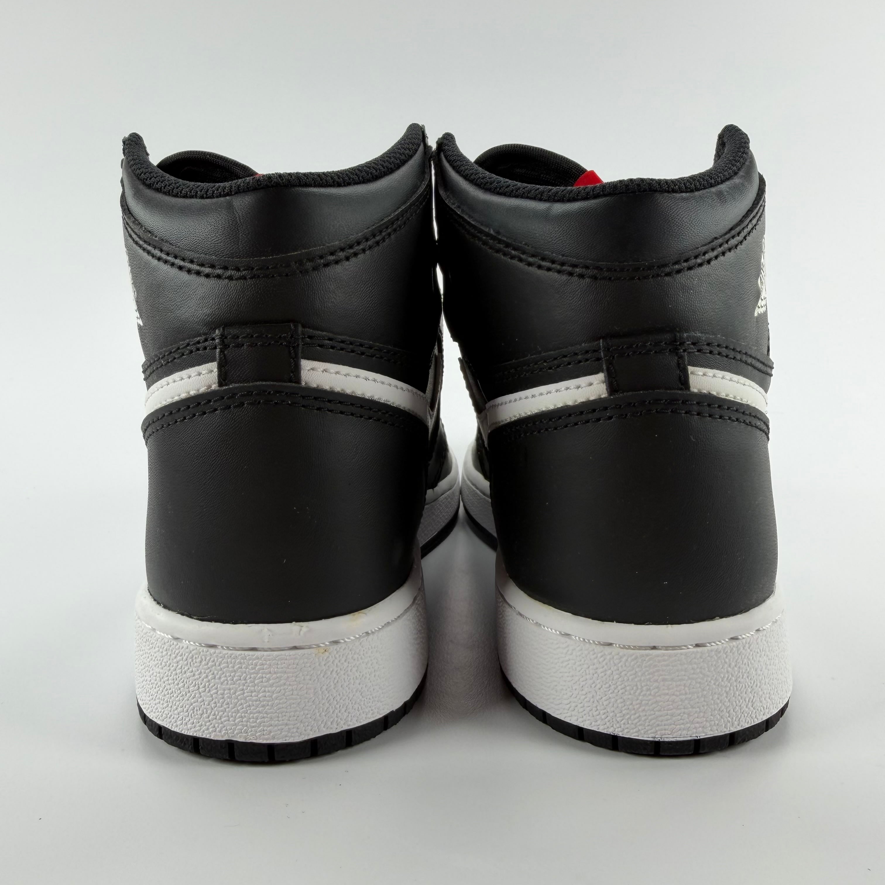 385467 Jordan 1 Retro Yin Yang Black (GS)