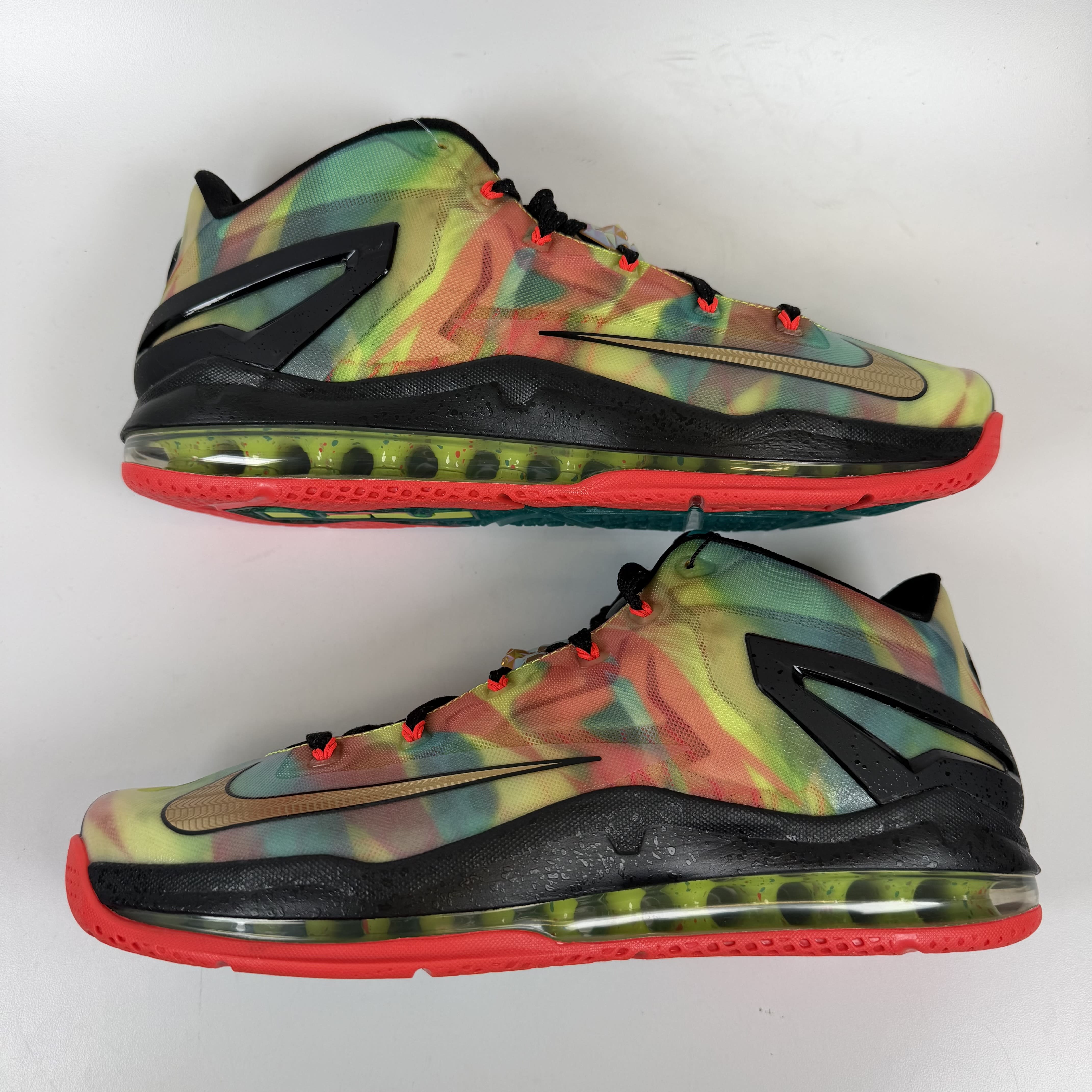 SP13980 Nike LeBron 11 Low SE Multi-Color