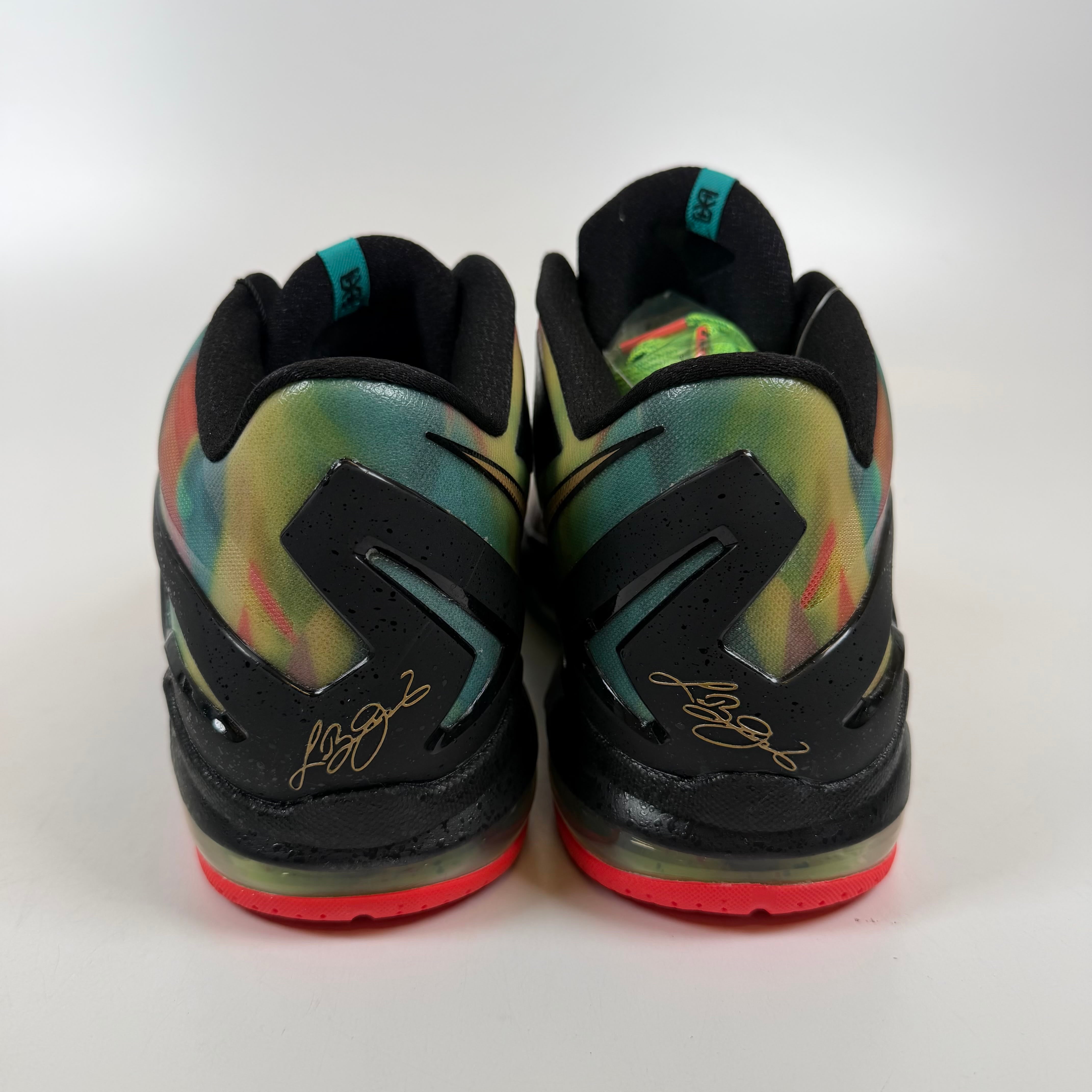 SP13980 Nike LeBron 11 Low SE Multi-Color