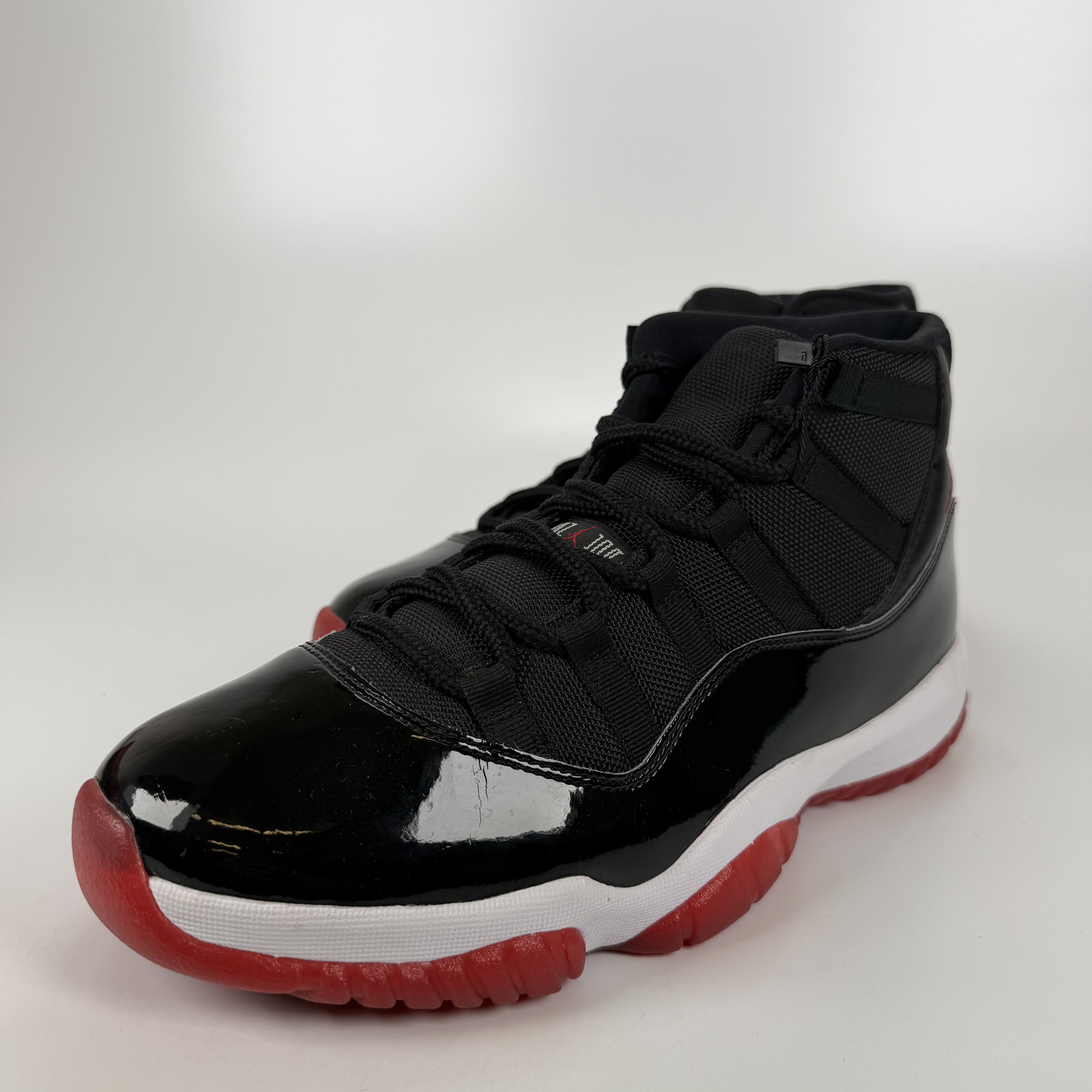 694806 Jordan 11 Retro Playoffs Bred (2019)
