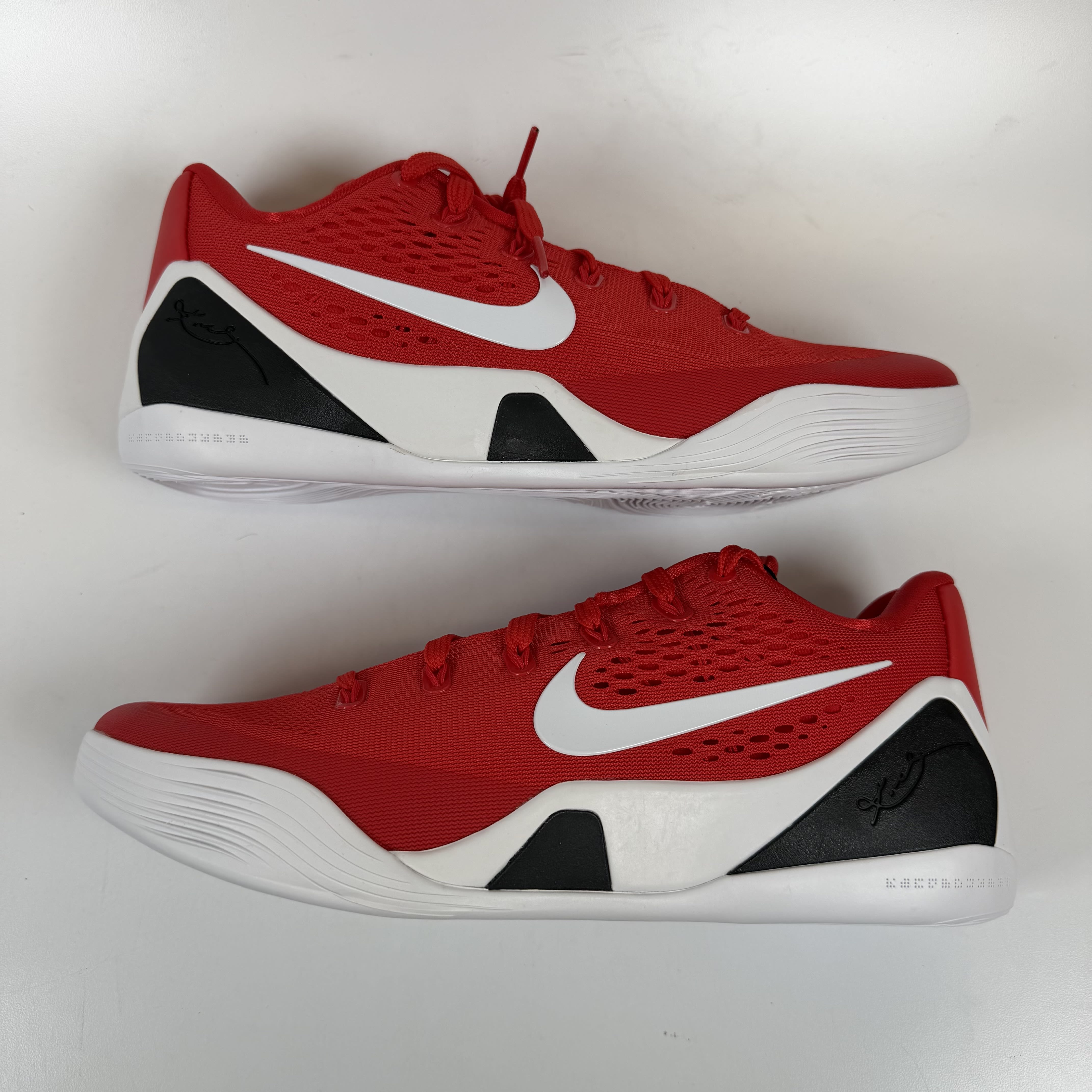 SP13922 Kobe 9 Elite Low EM University Red TB