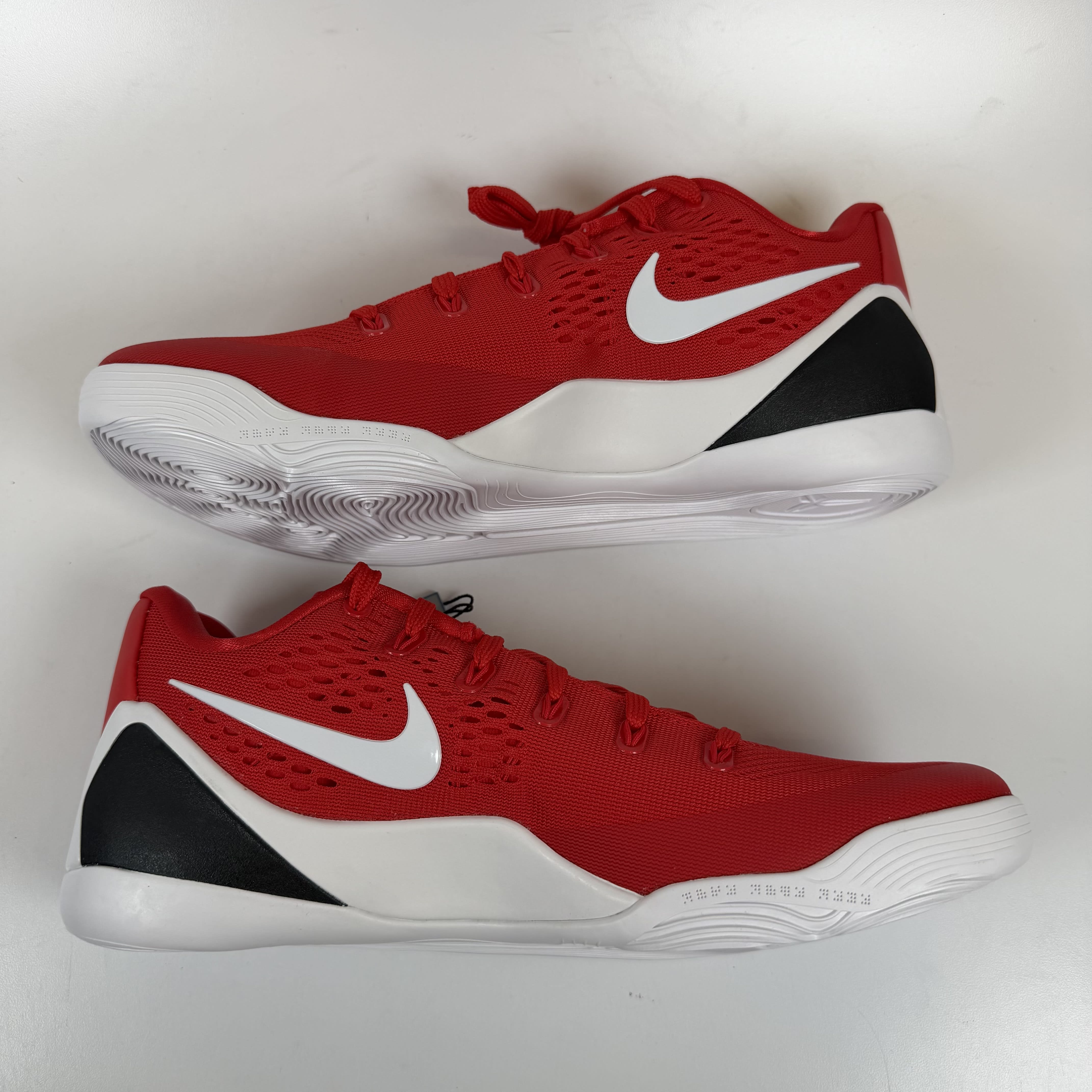SP13922 Kobe 9 Elite Low EM University Red TB