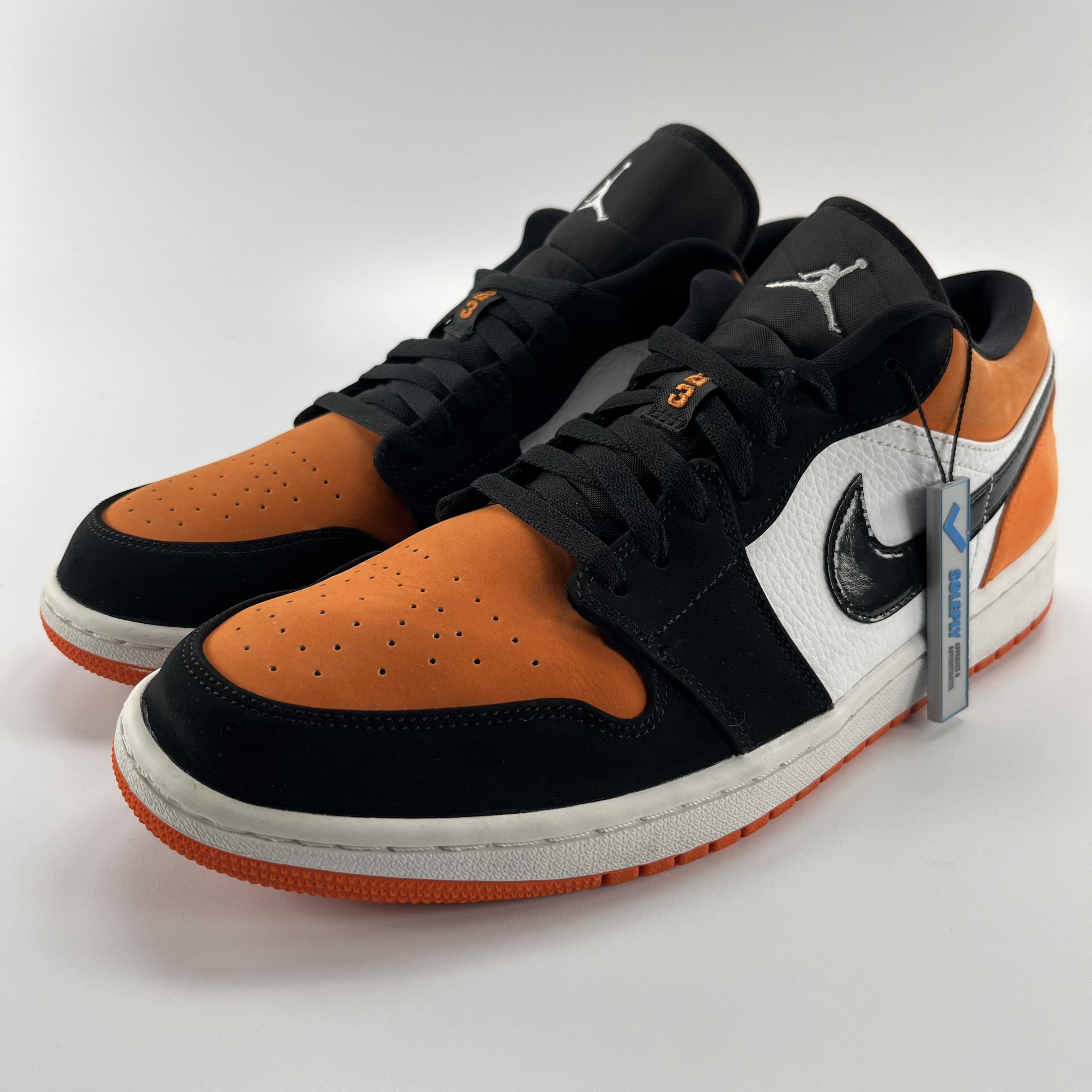 679782 Jordan 1 Low Shattered Backboard